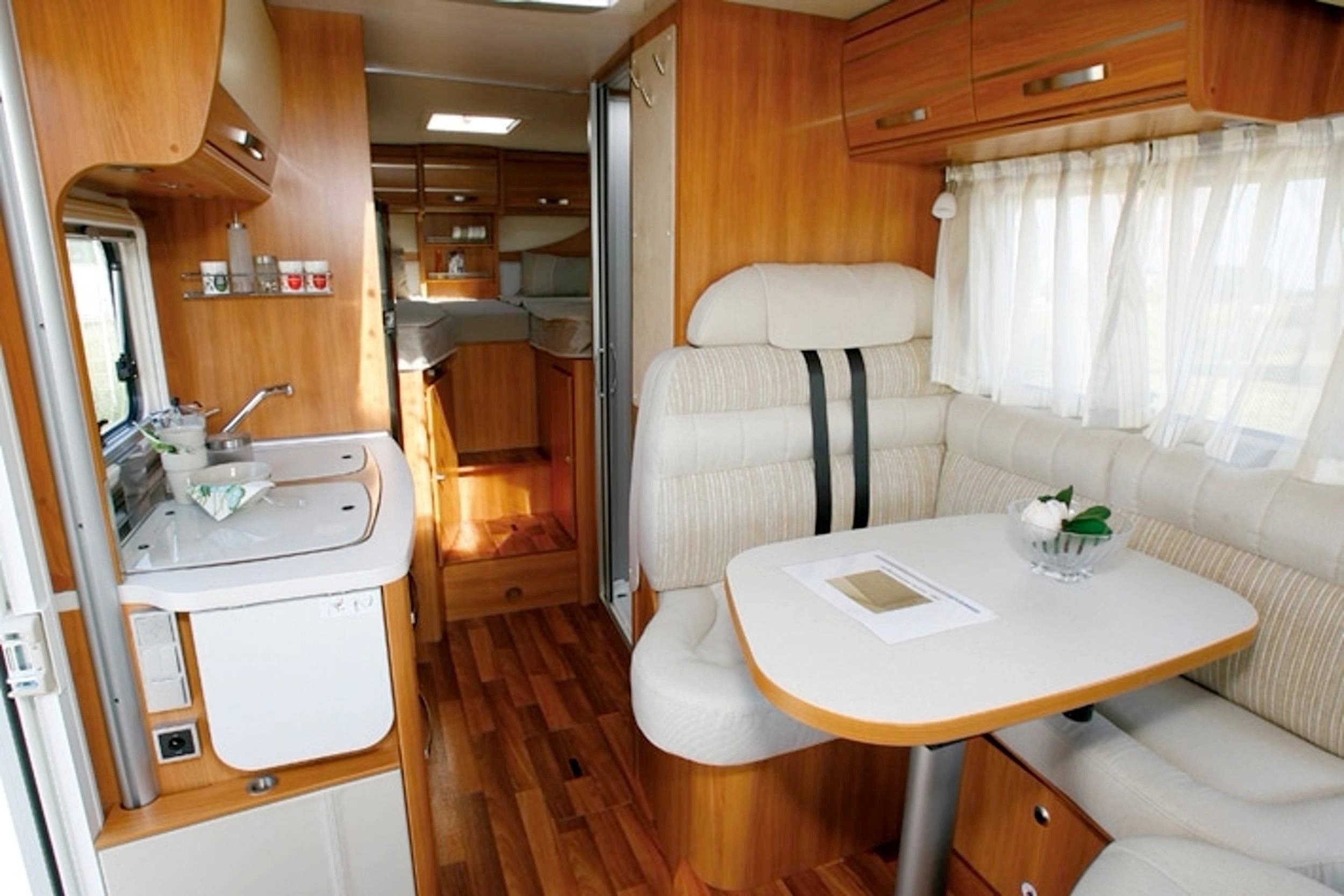 Coin repas Fiat Ducato 2,2 l Multijet 130 ch. - Yescapa