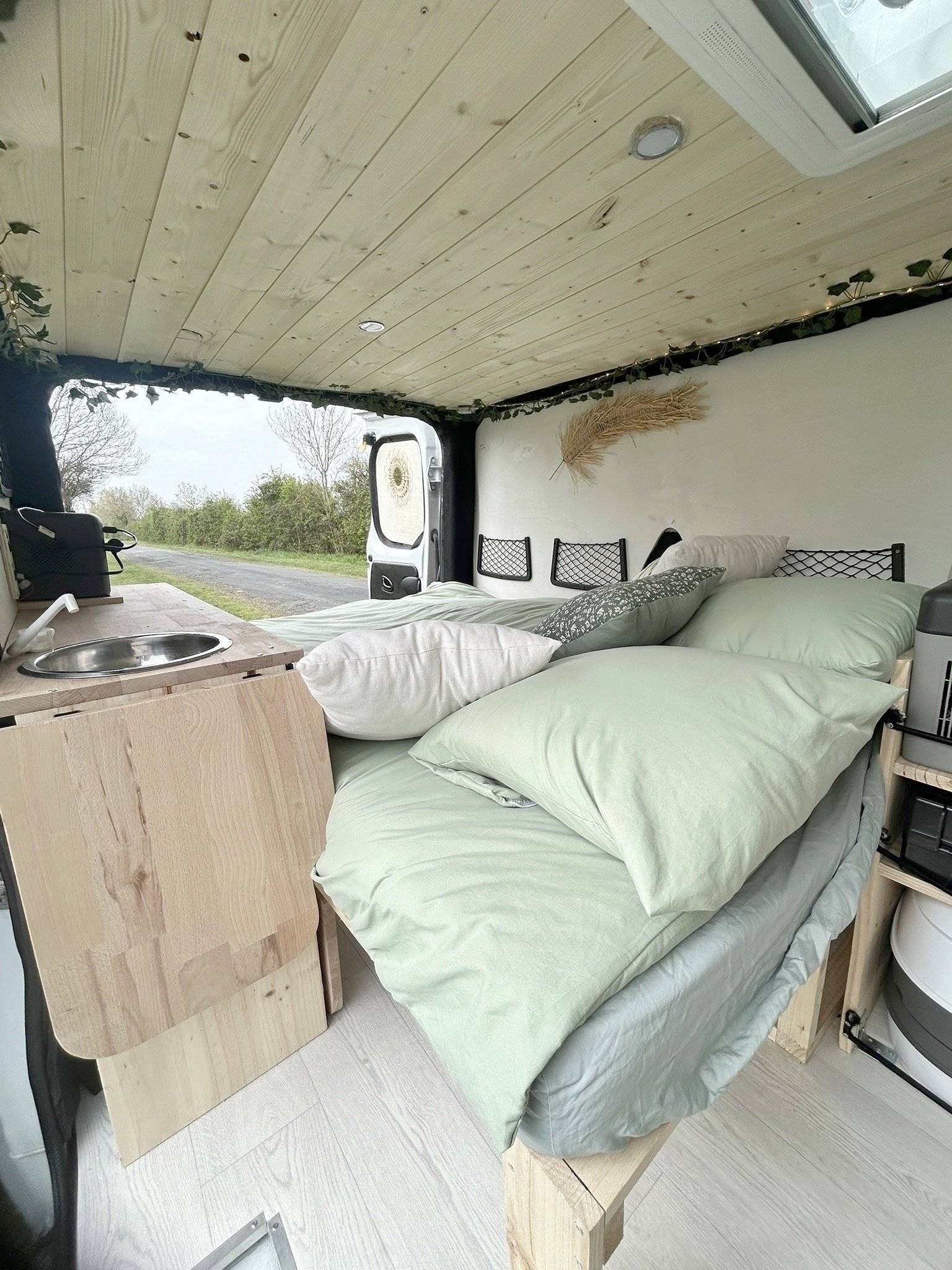 Couchages Renault Trafic 3 - Yescapa