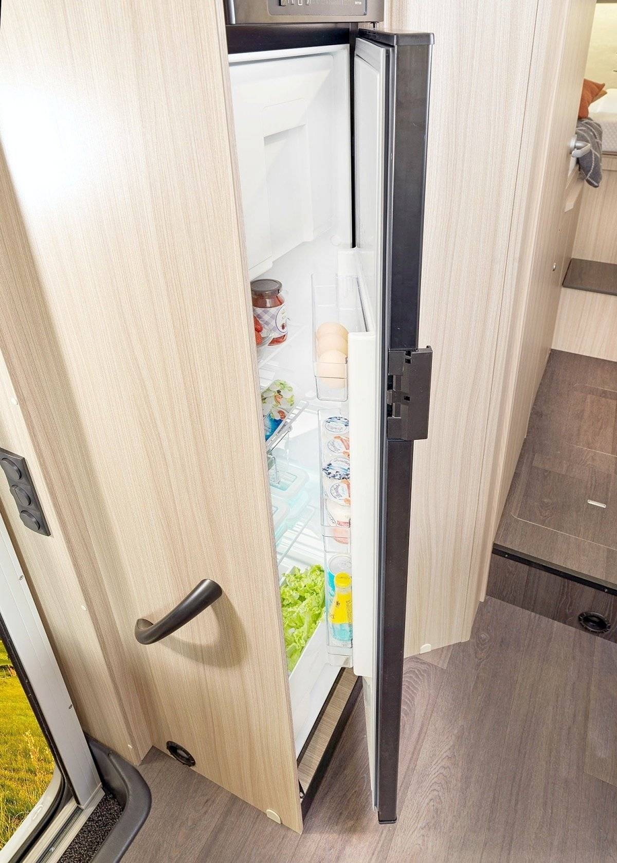 Adria Sun Living A Series 75 SL