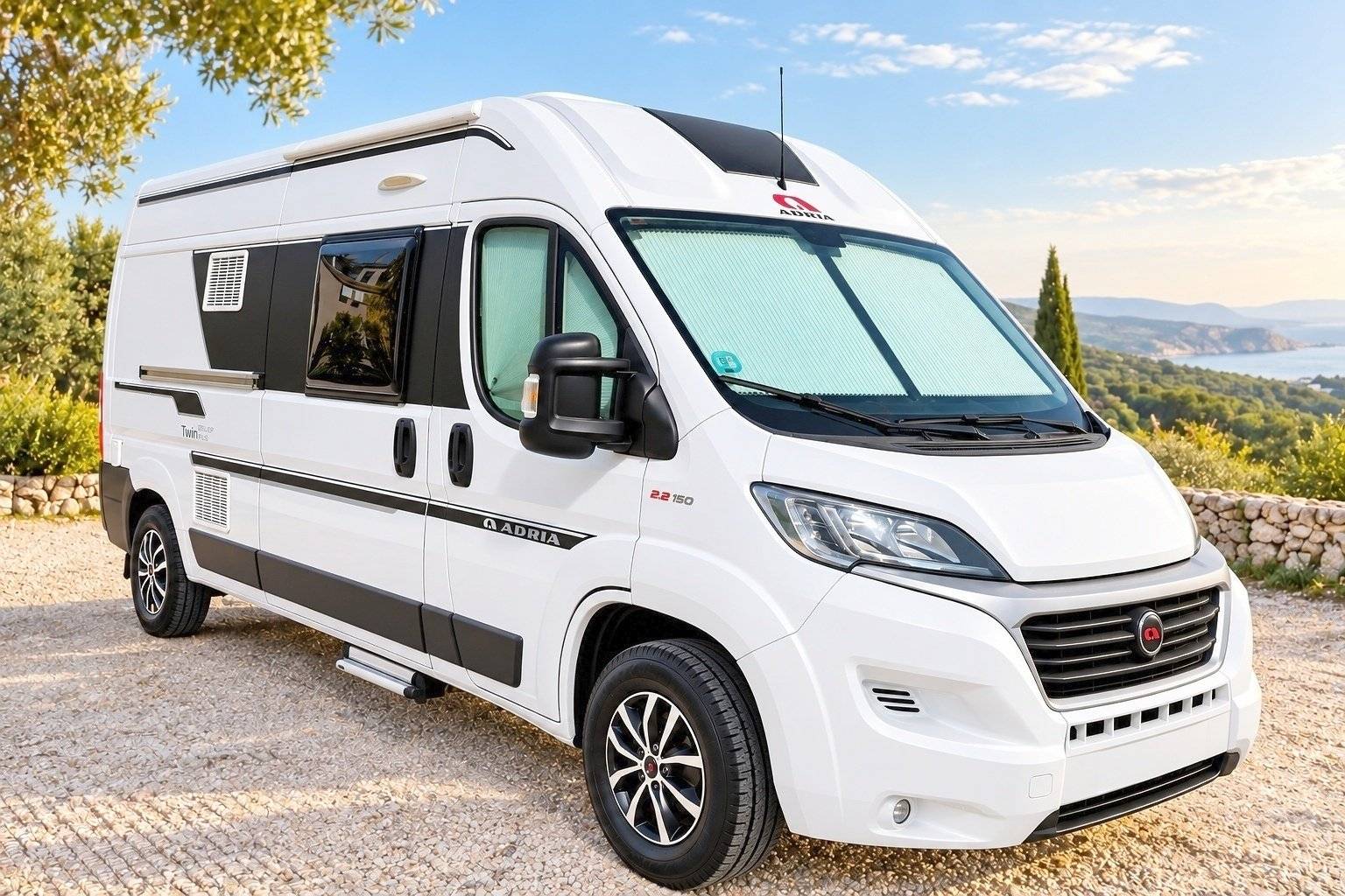 Vista del vehículo ángulo delantero Fiat Ducato 2,3 130 ch - Yescapa