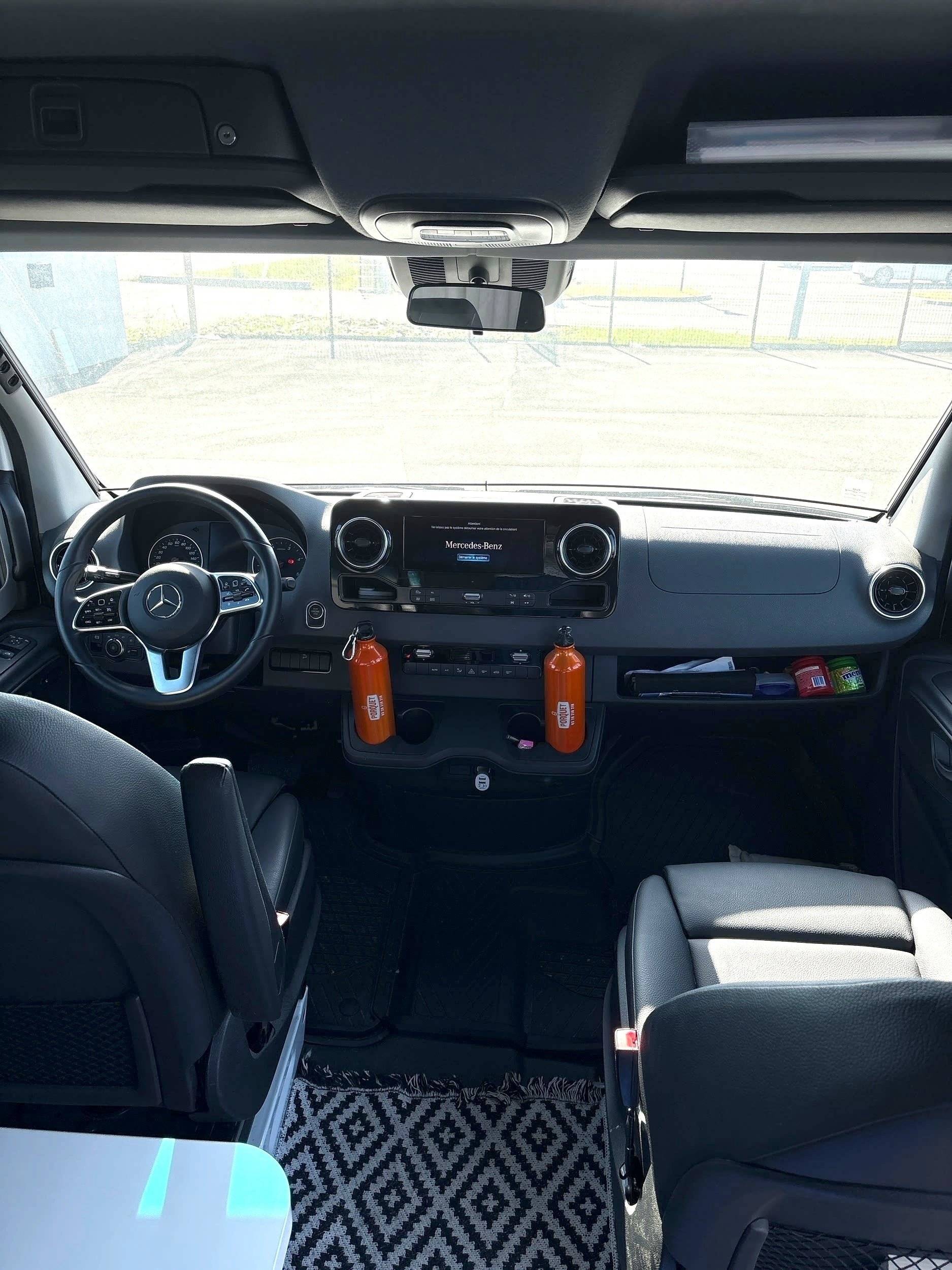 Custo Van  