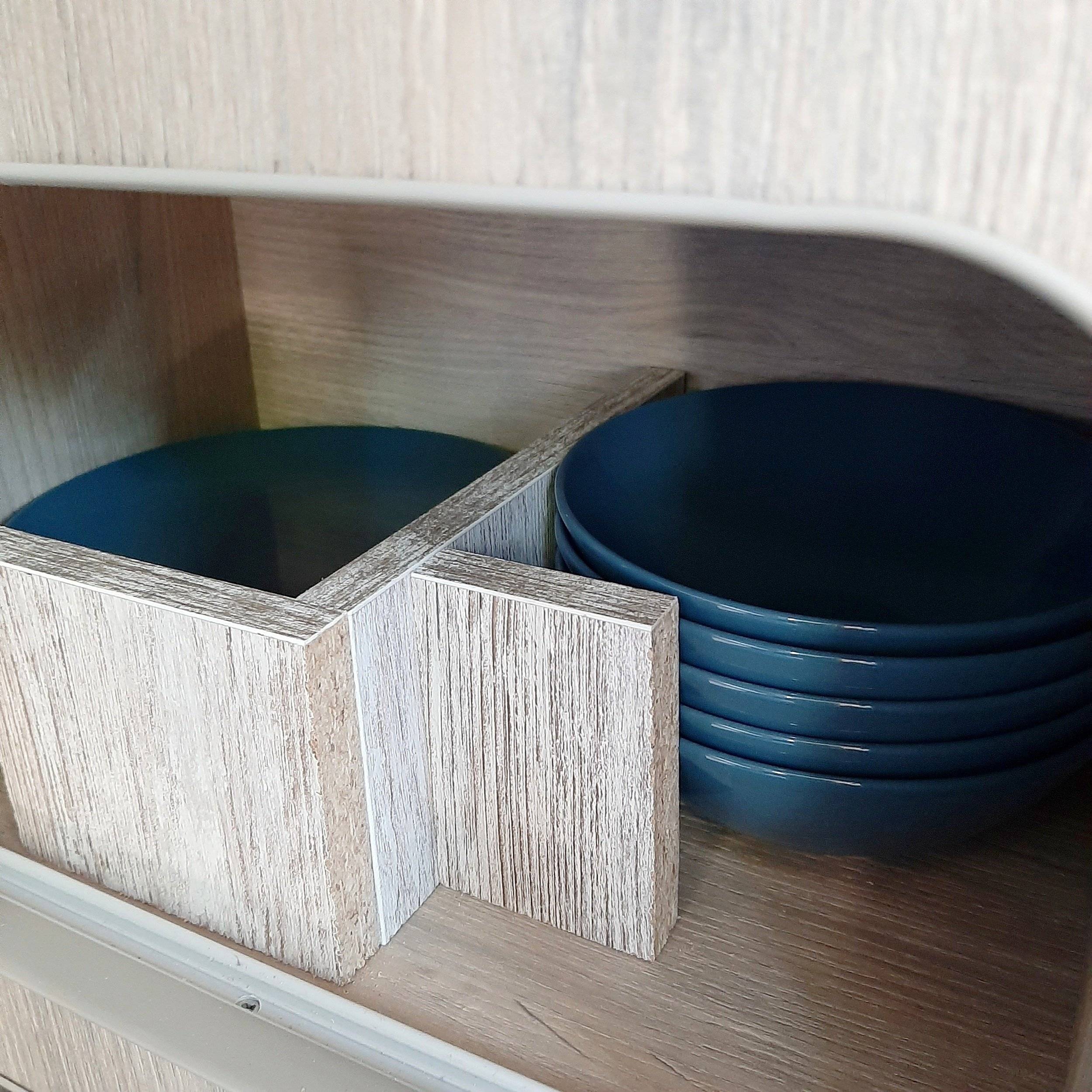 Volkswagen Transporter T6 (Amarilla)