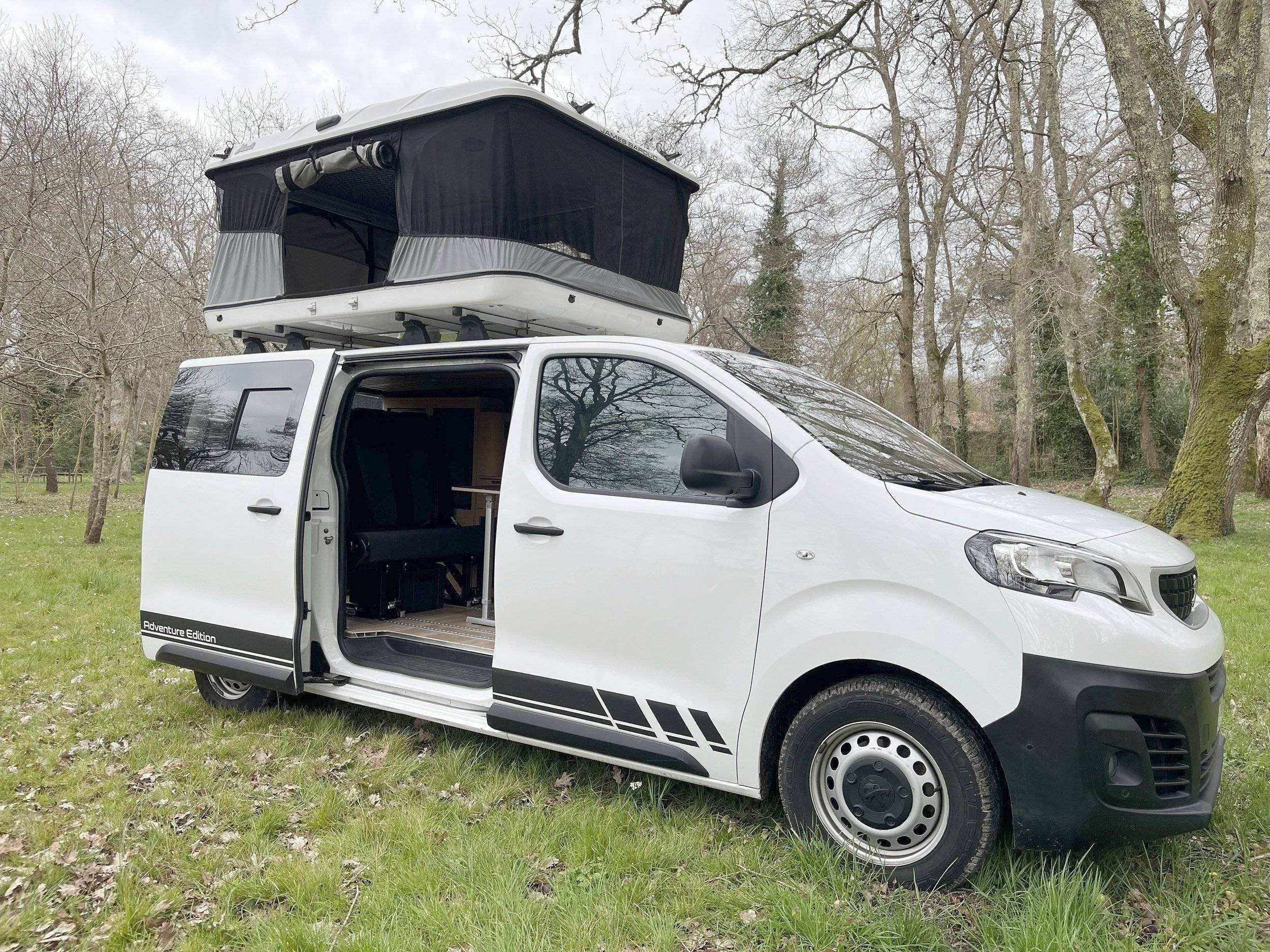 Concept Van Loisirs Expert 180 ch eat8