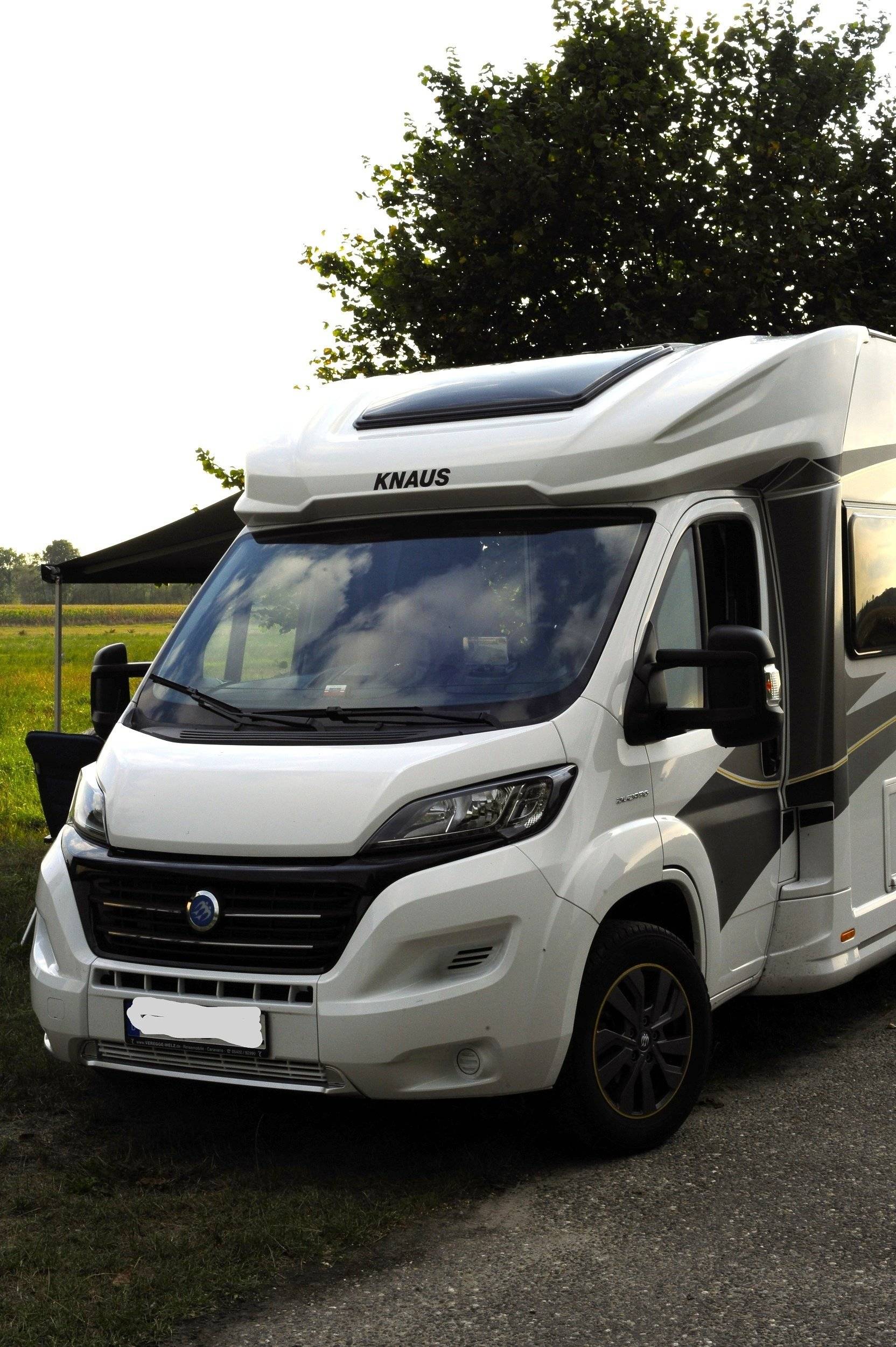 Knaus Live Wave 700Meg