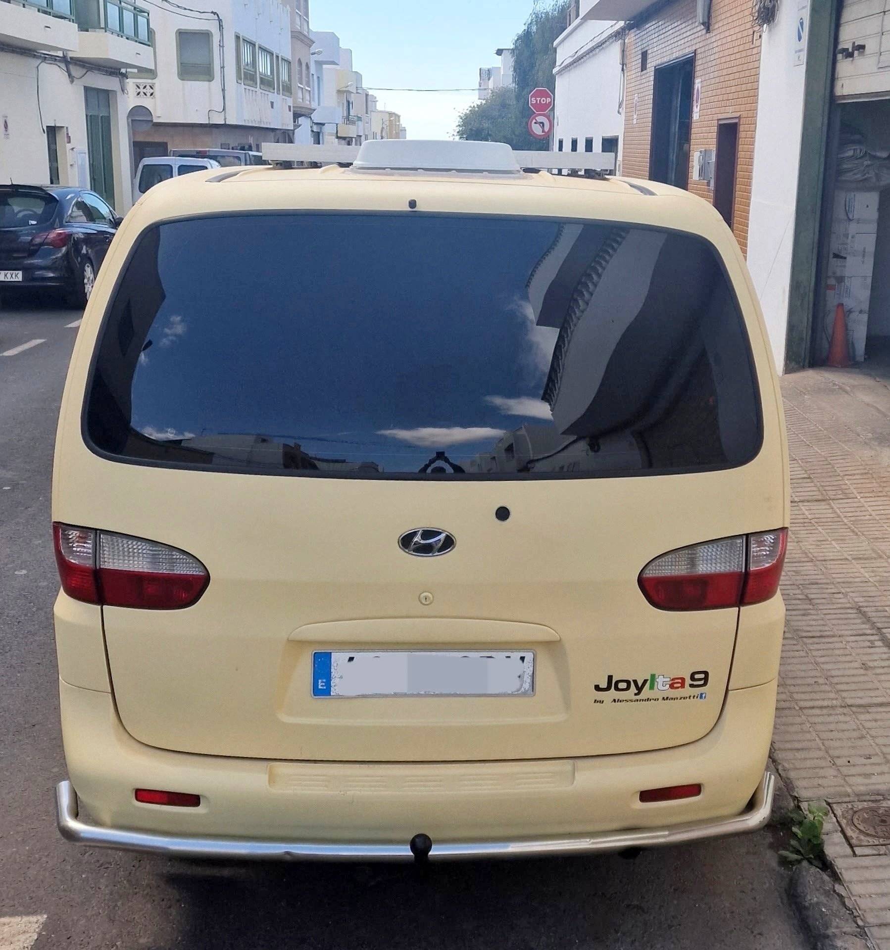 Hyundai H1