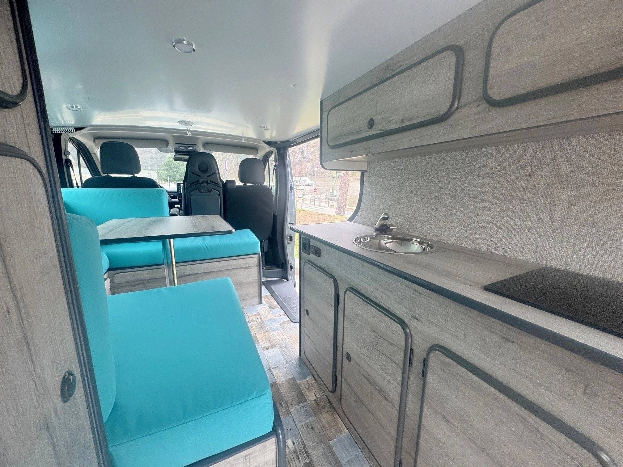 Angolo cucina Renault Renault Trafic - Yescapa