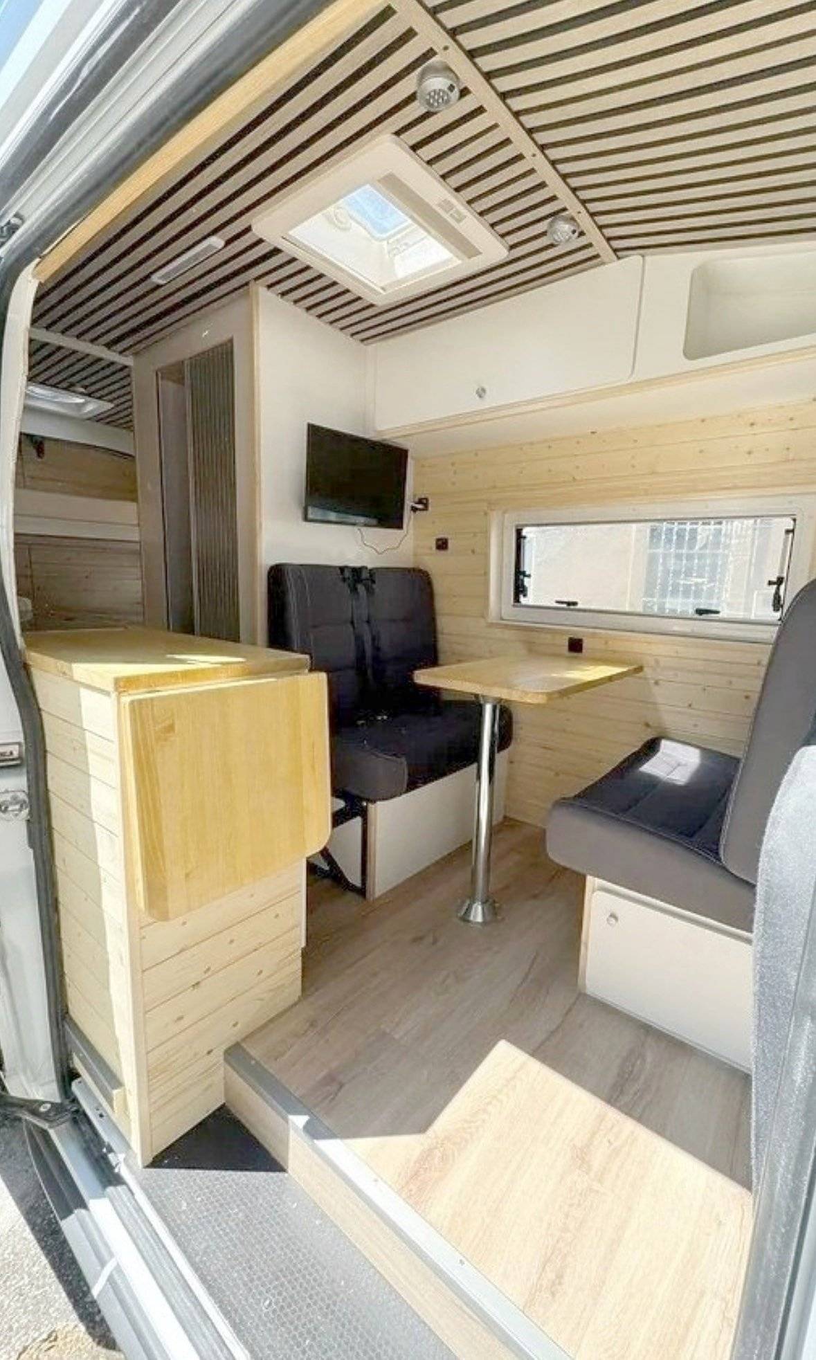 Eethoek Ford ford transit - Yescapa