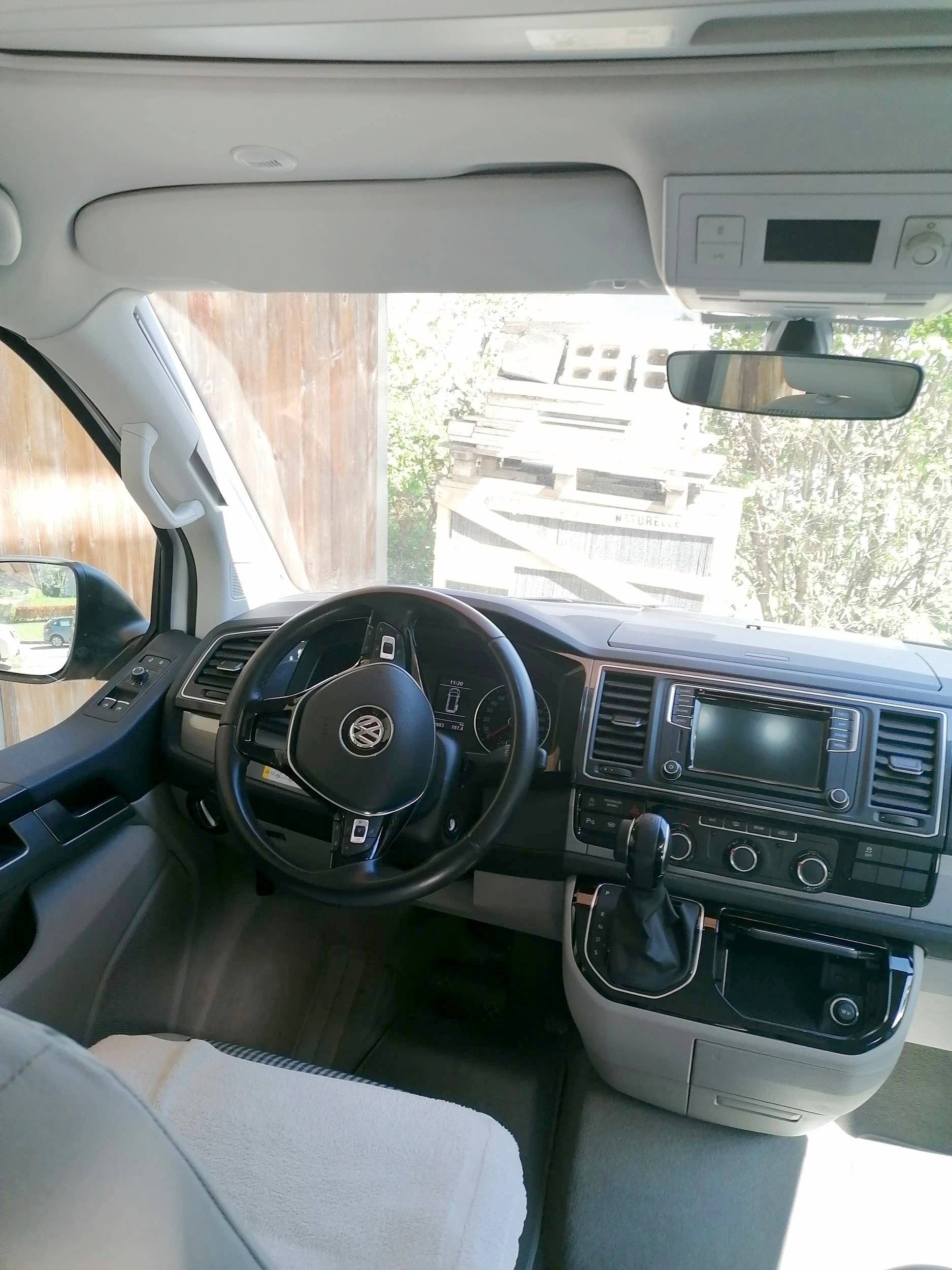 Volkswagen Volkswagen T6 California COAST