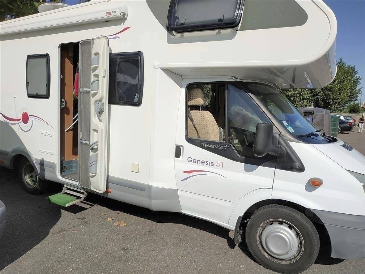 Challenger ford transit