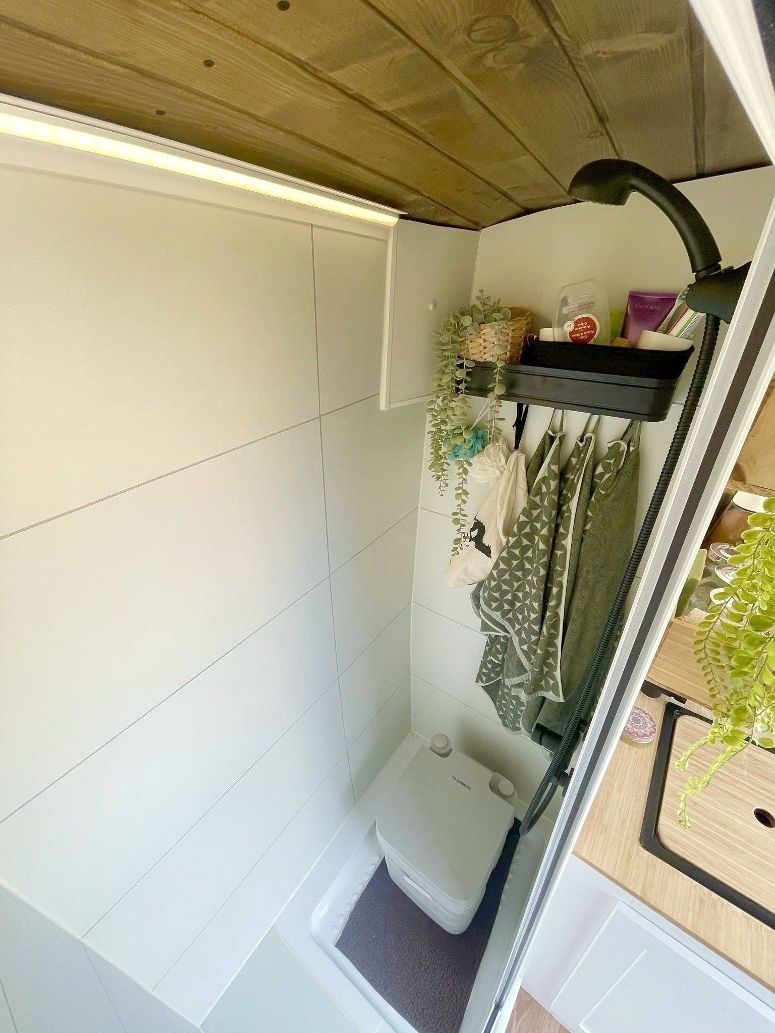 Ford Transit 2.0 TDI 170 CV