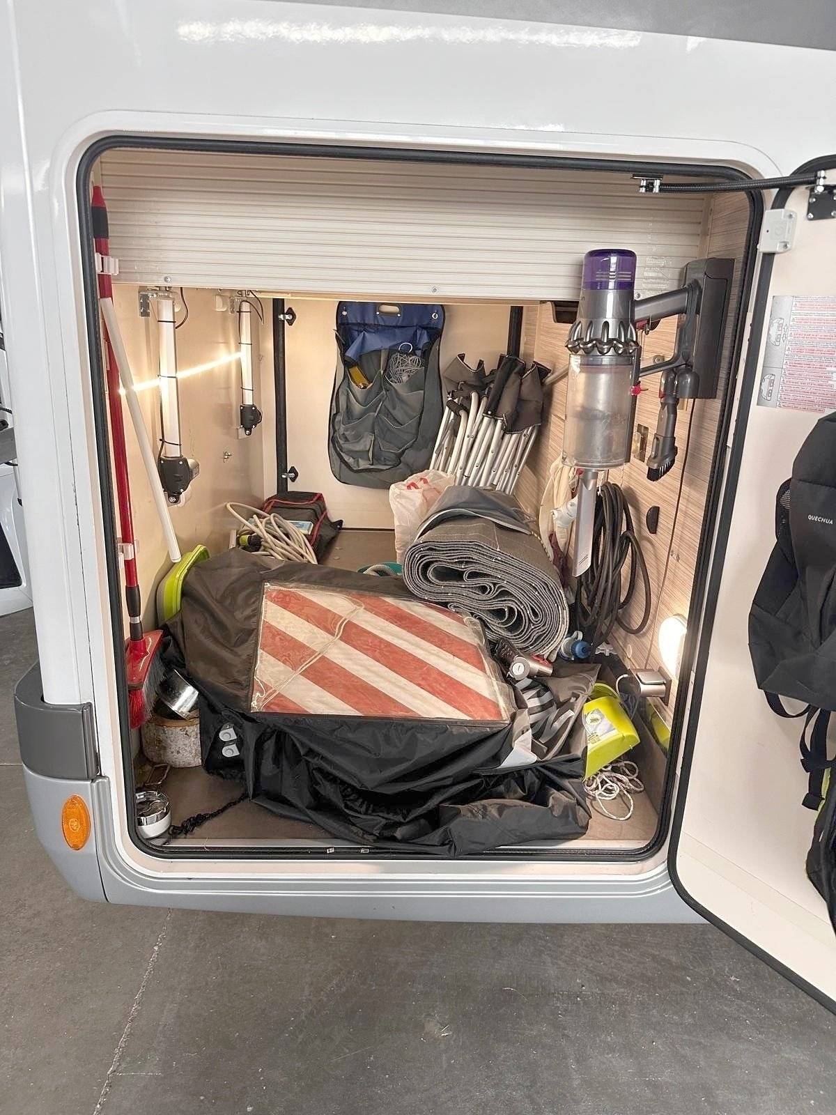 Elnagh T-loft 582