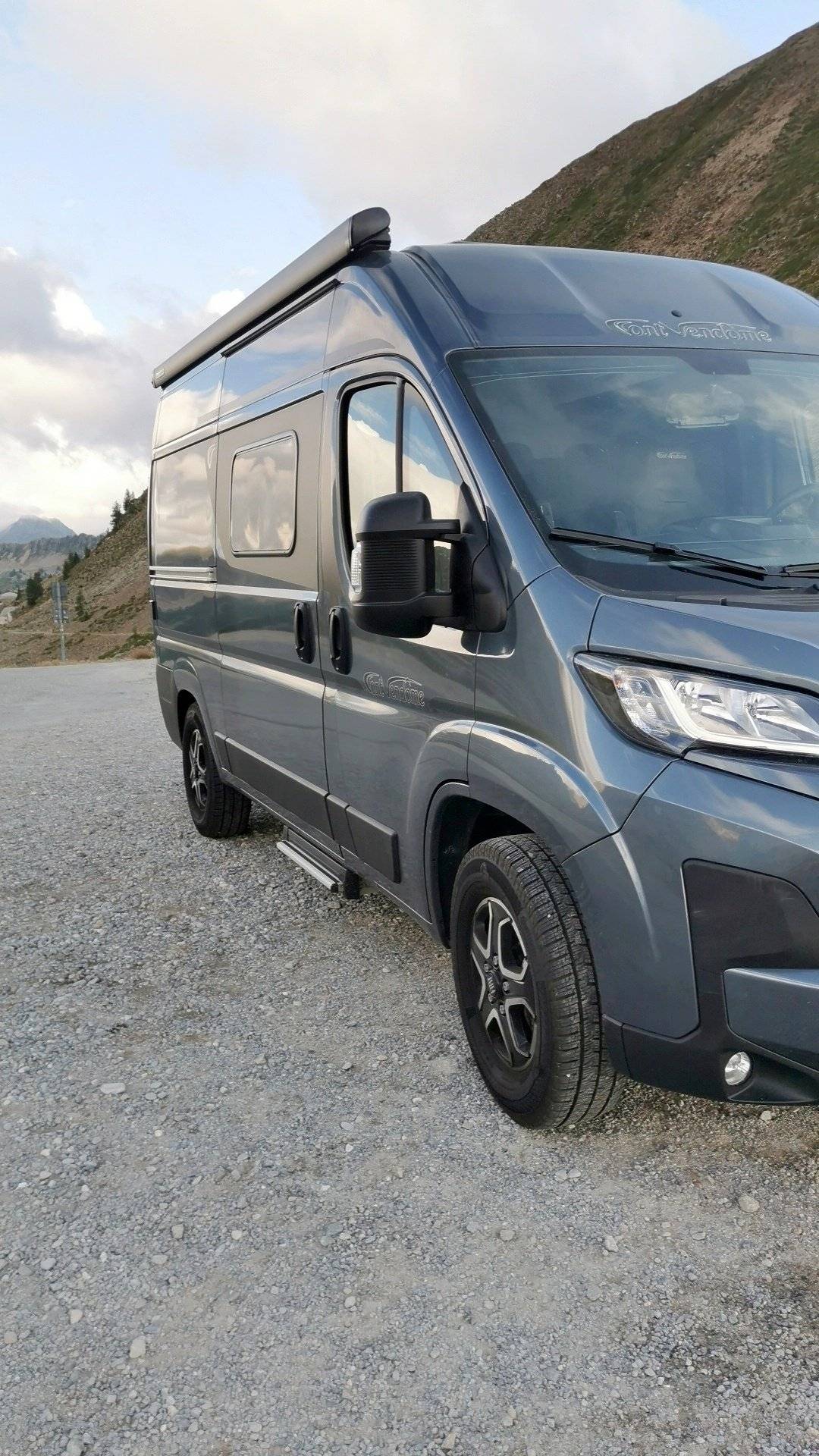 Voorkant 3/4 Fiat Ducato 2,3 l 140 CV - Yescapa