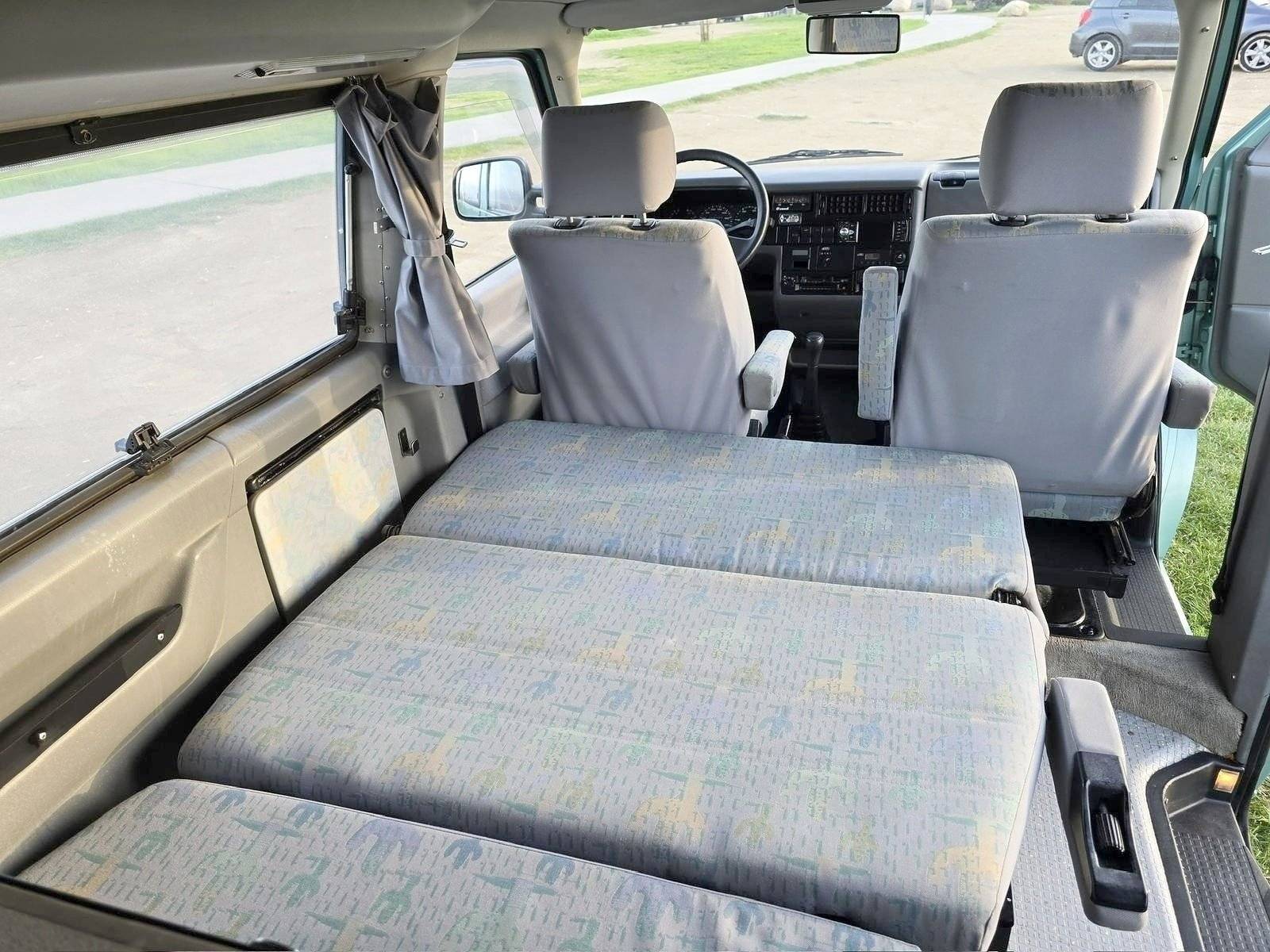 Couchages Volkswagen VOLKSWAGEN CALIFORNIA EXCLUSIVE - Yescapa