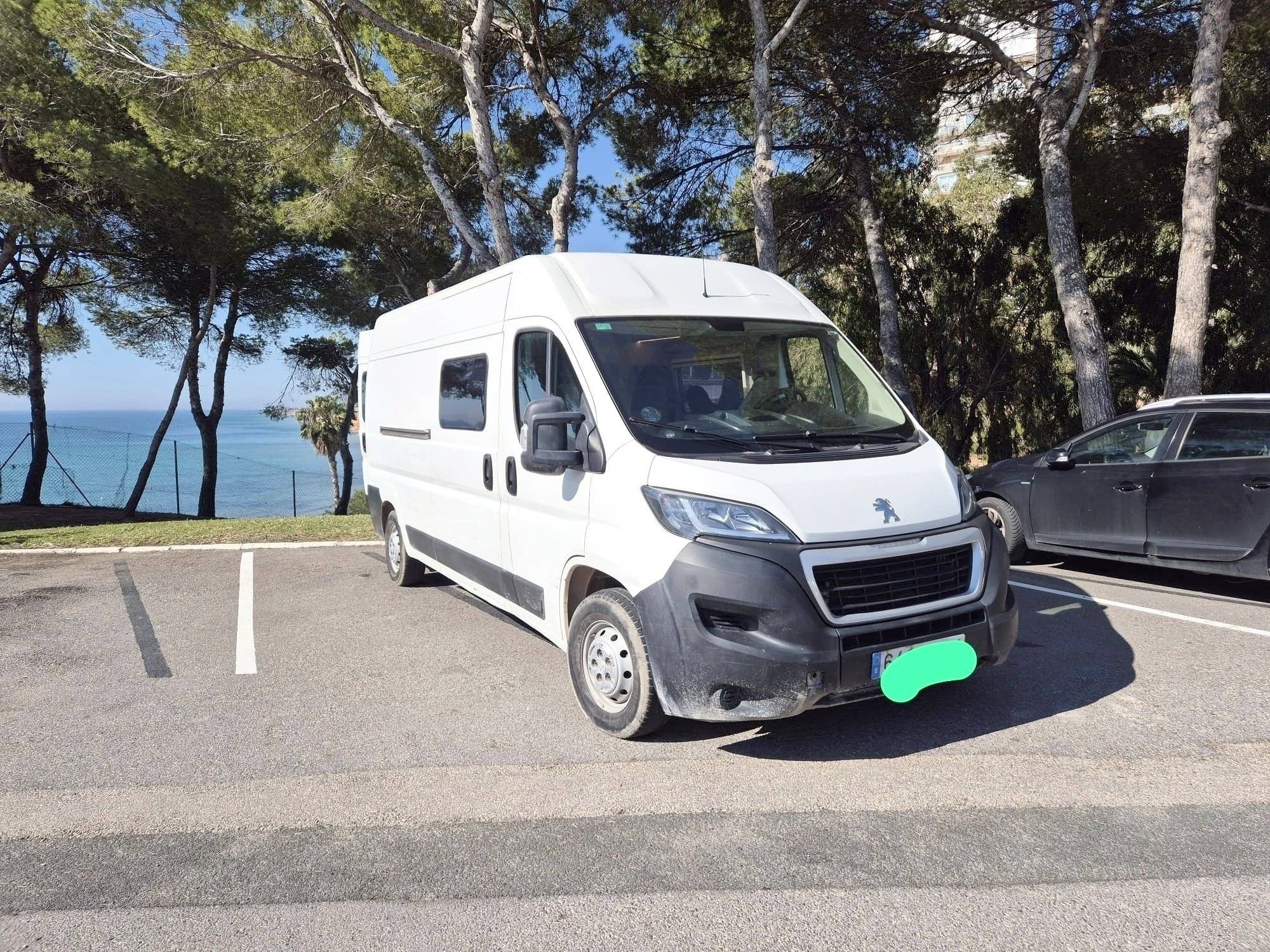 Peugeot Boxer 2,2 l 130 ch