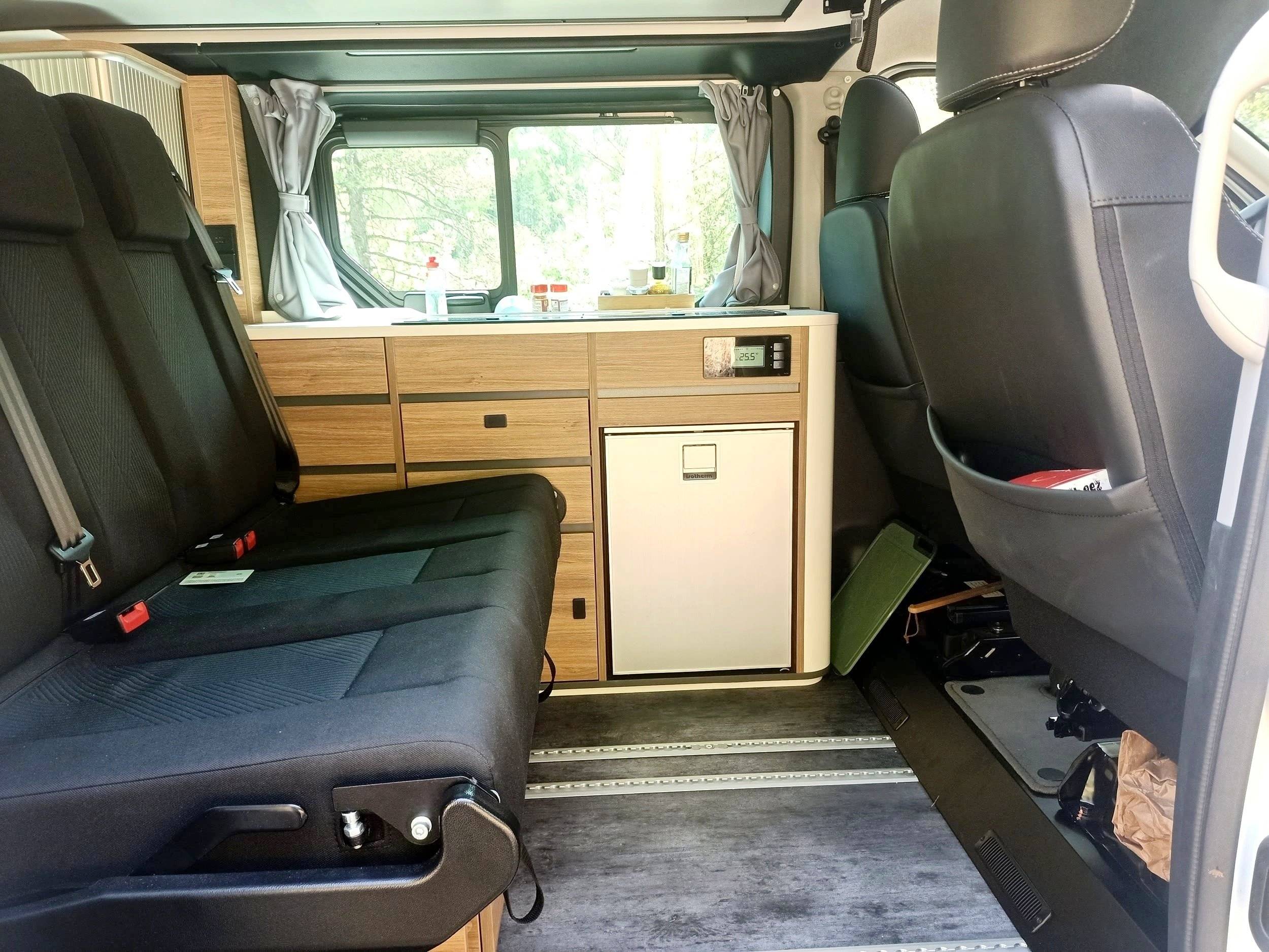 Essecke Renault Renault Trafic III 2.0L DCI 130CV - Yescapa