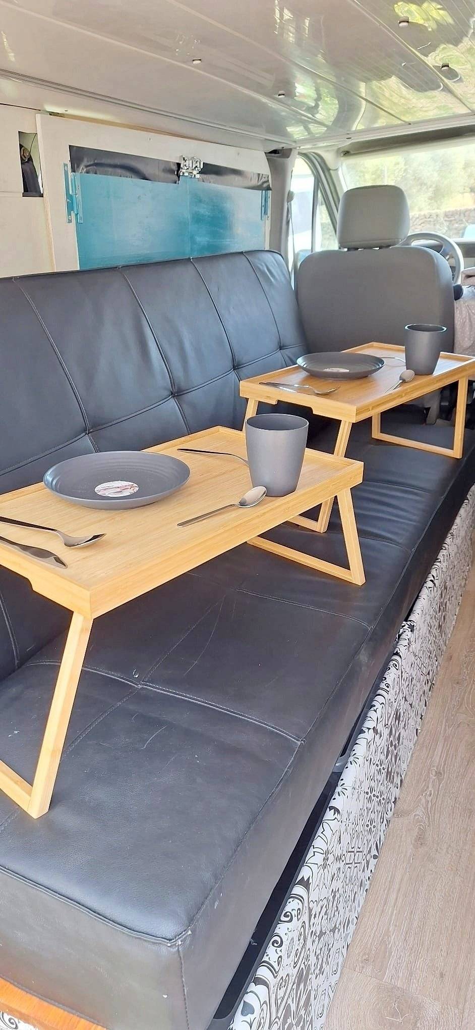Coin repas Nissan Primastar - Yescapa