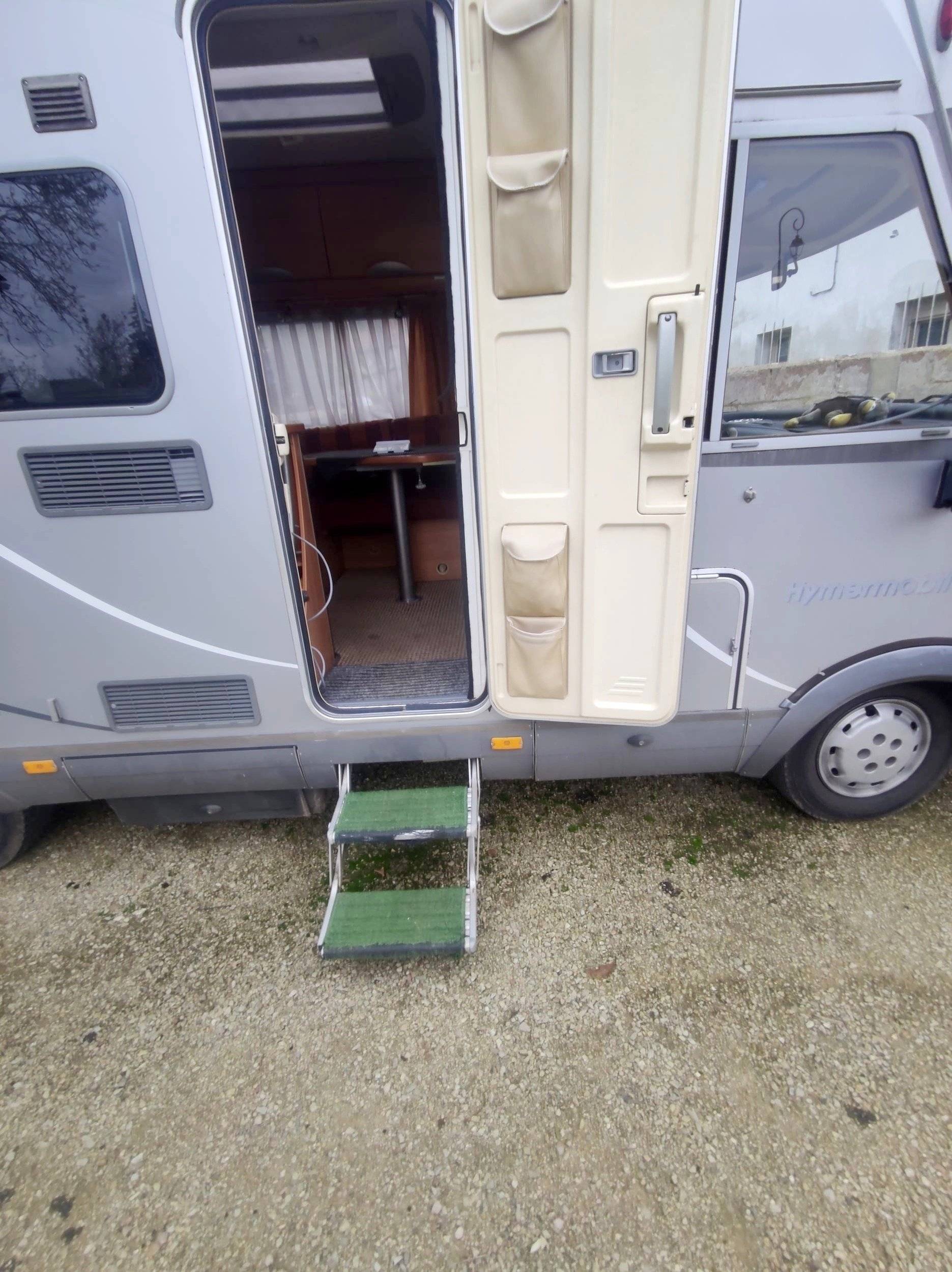 Hymer B514