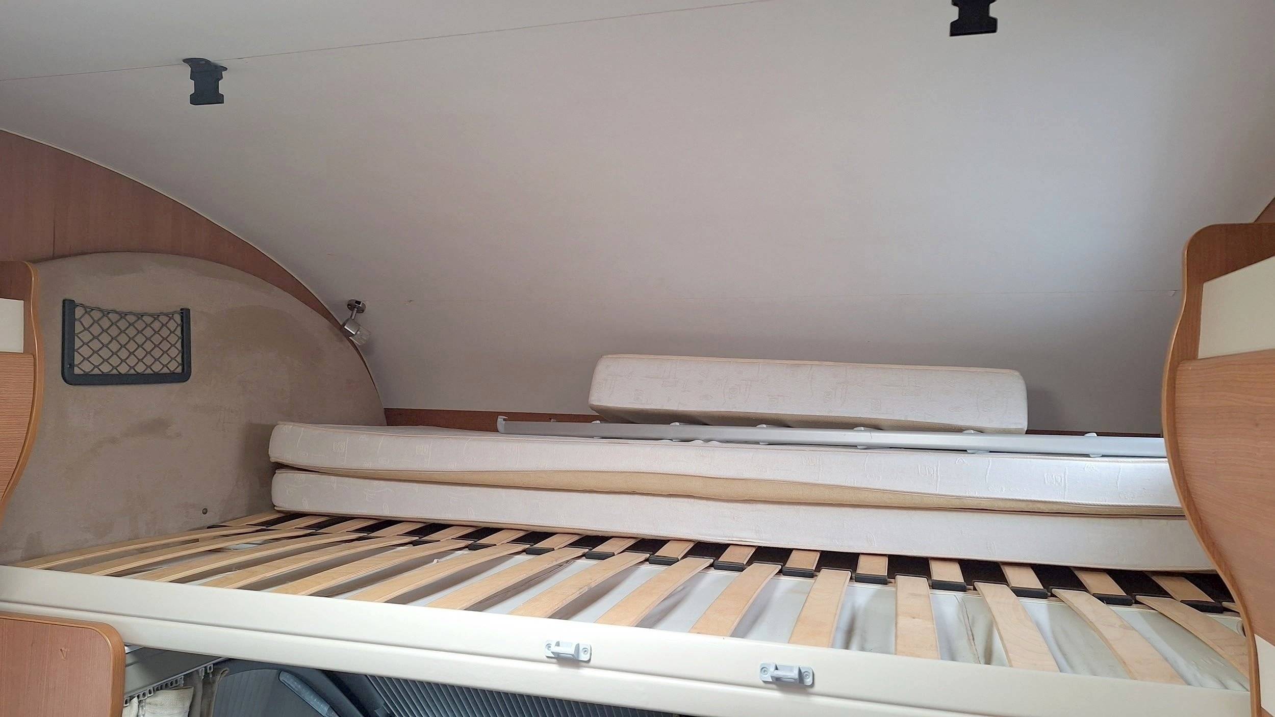 Pilote Aventura A-710