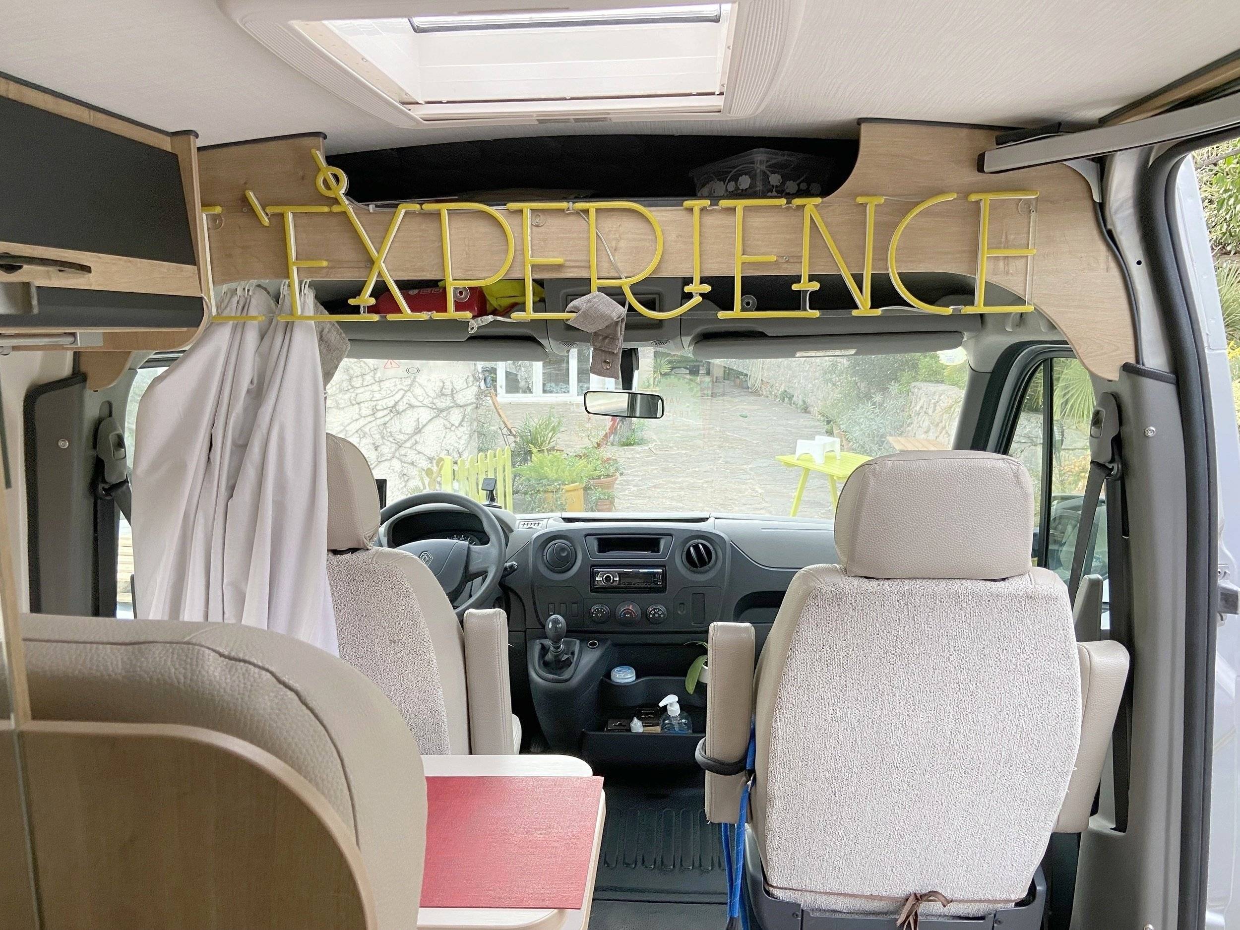 Font Vendôme master van XS