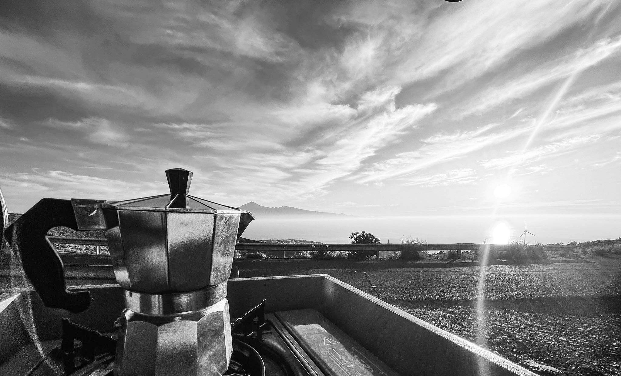 Hyundai H-1 2.5 td svx 4p