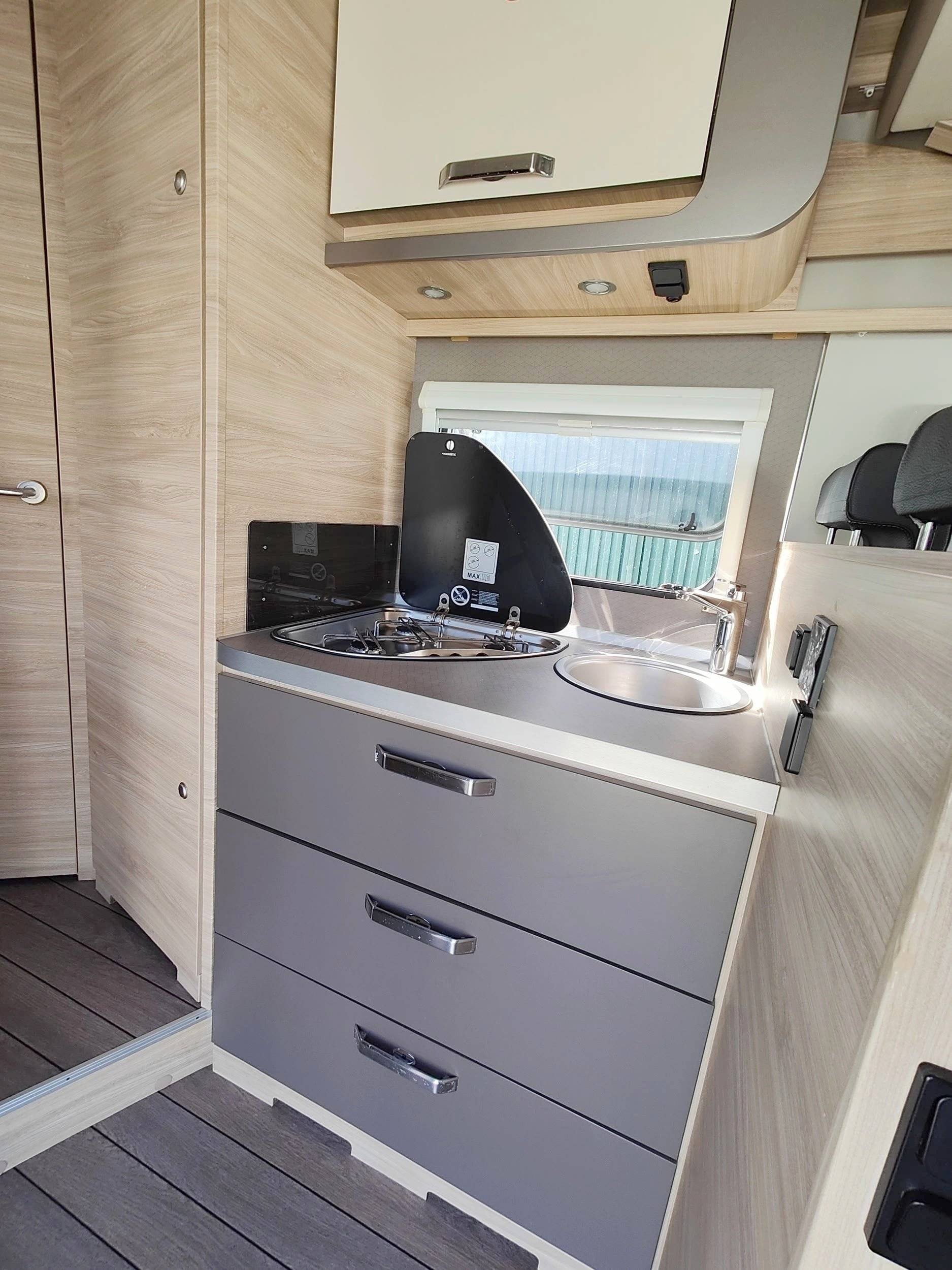 Weinsberg Carasuite 650