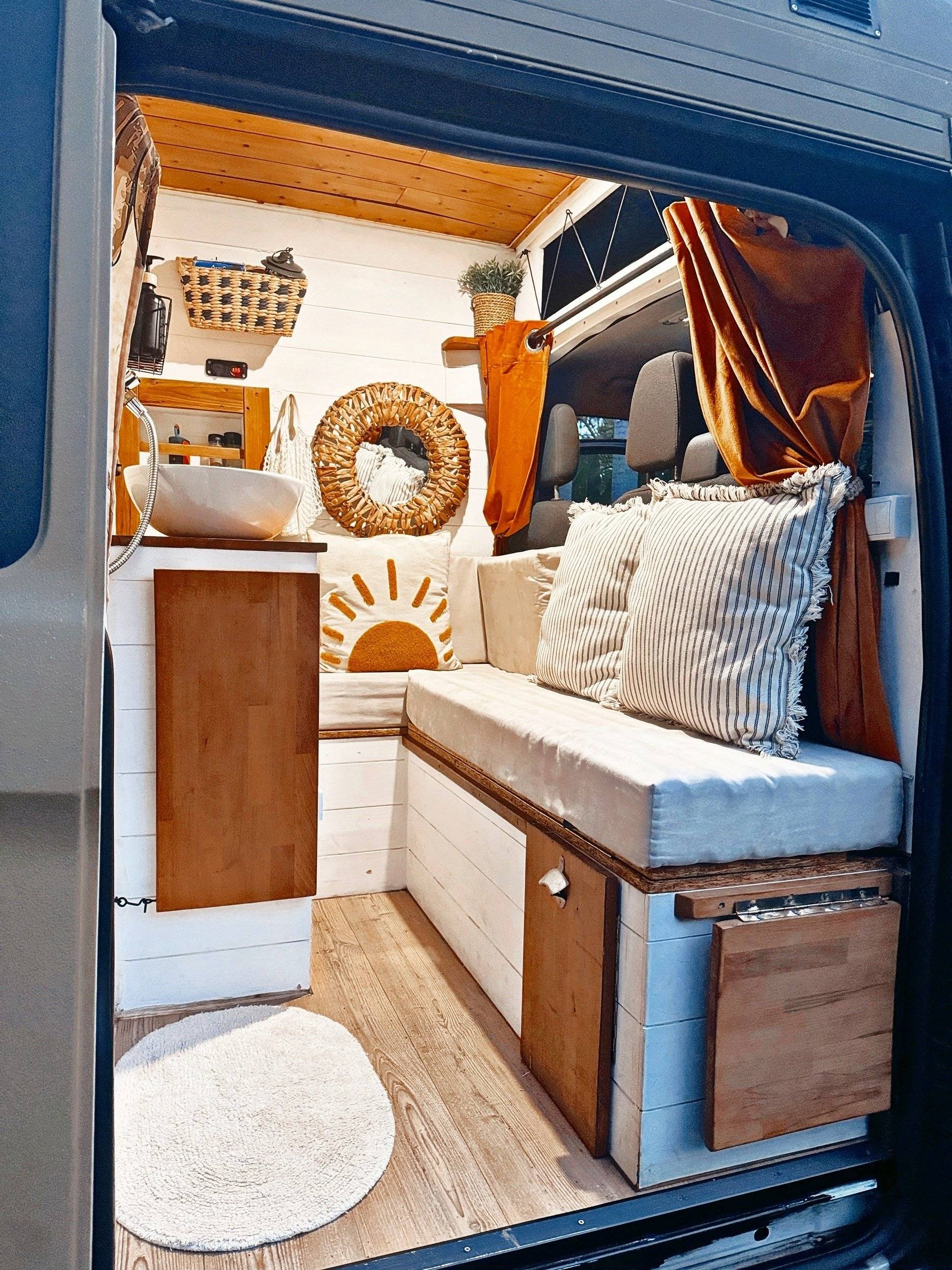 Le Voyageur Le Voyageur