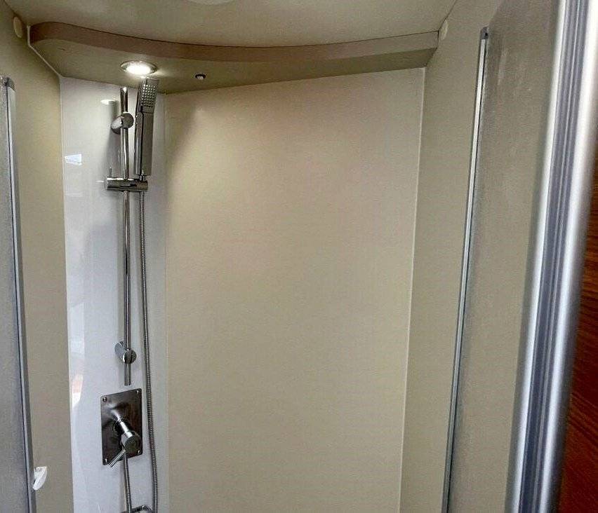 Elnagh Elnagh  Baron