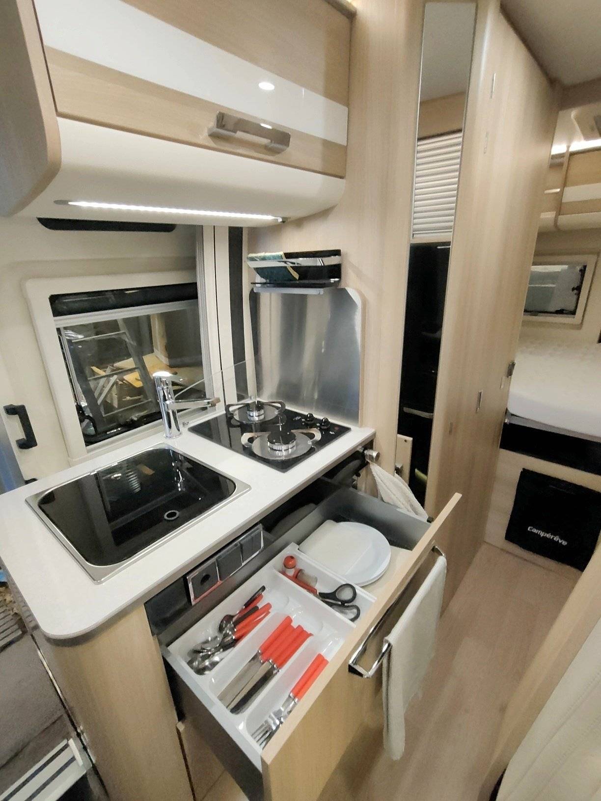 Campérêve 643 LIMITED