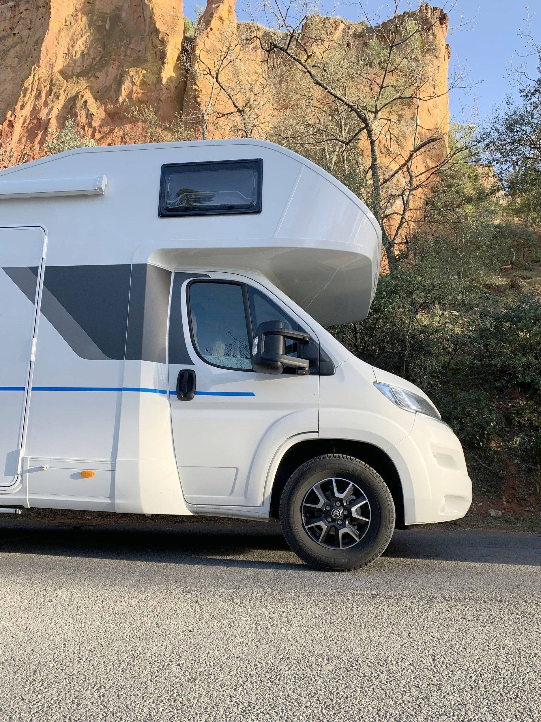 Adria Sun Living A Series 75 SL