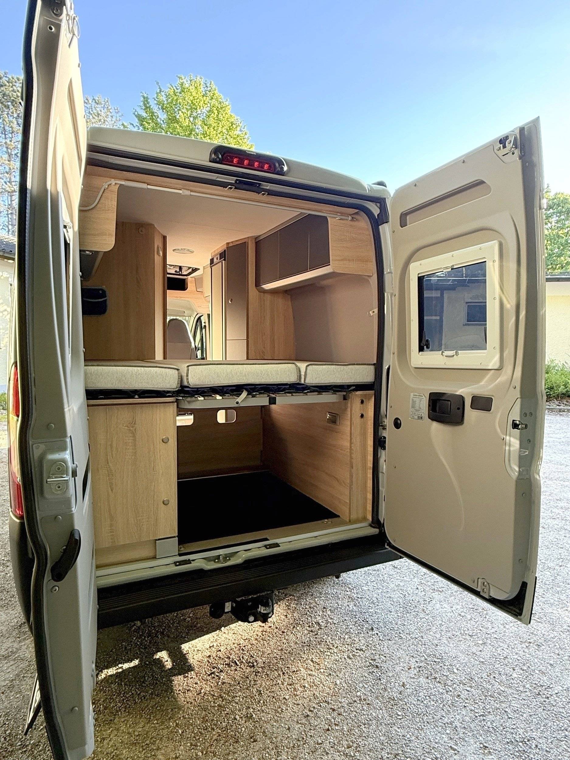 Clever Celebration 600