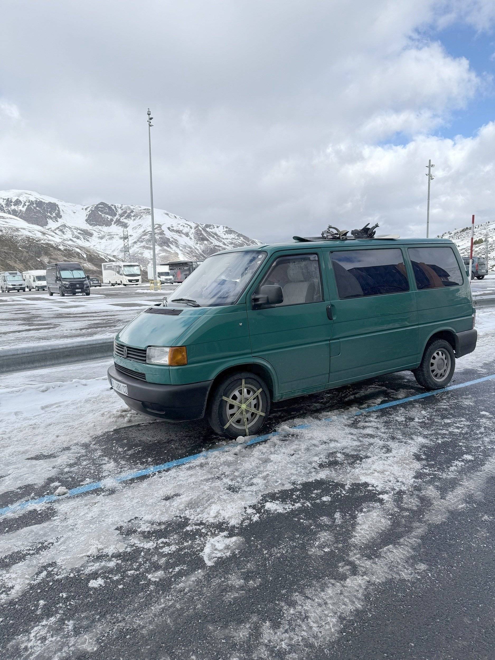 Volkswagen California Coast