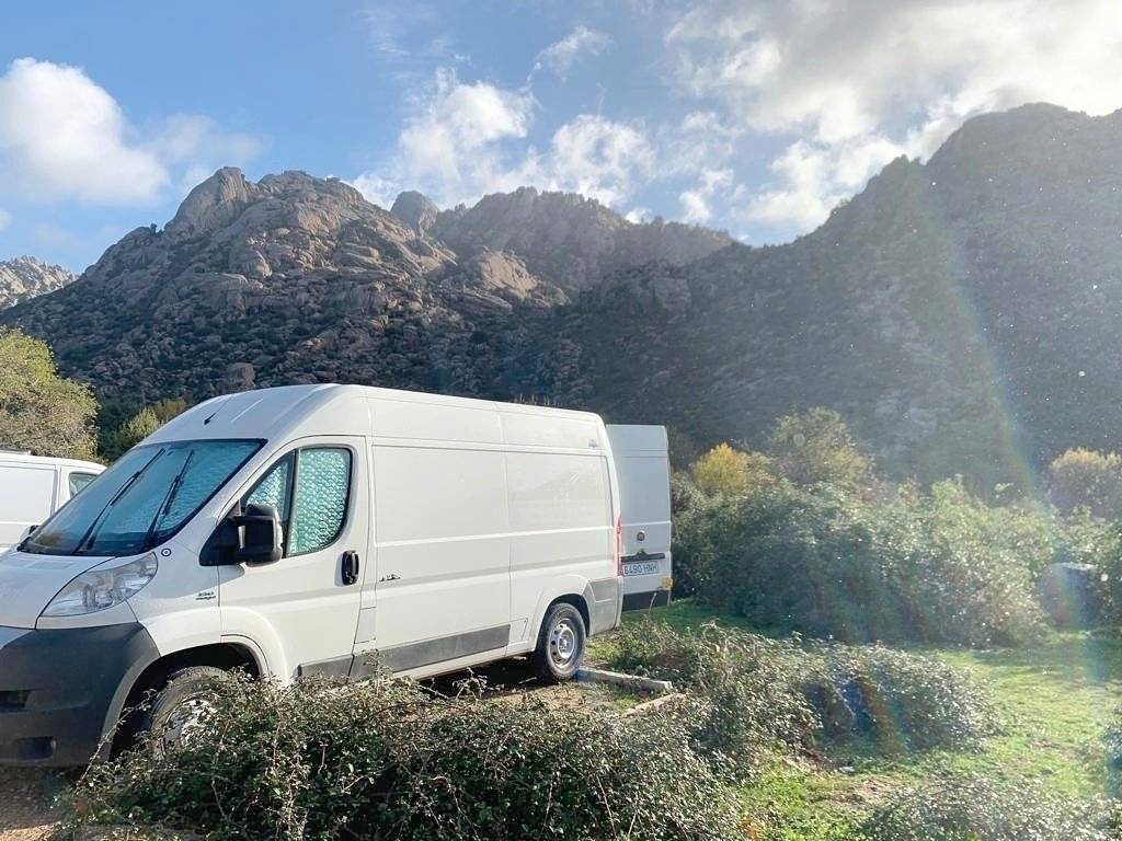 Vista frontale a ¾ Fiat DUCATO 2.3 140CV - Yescapa