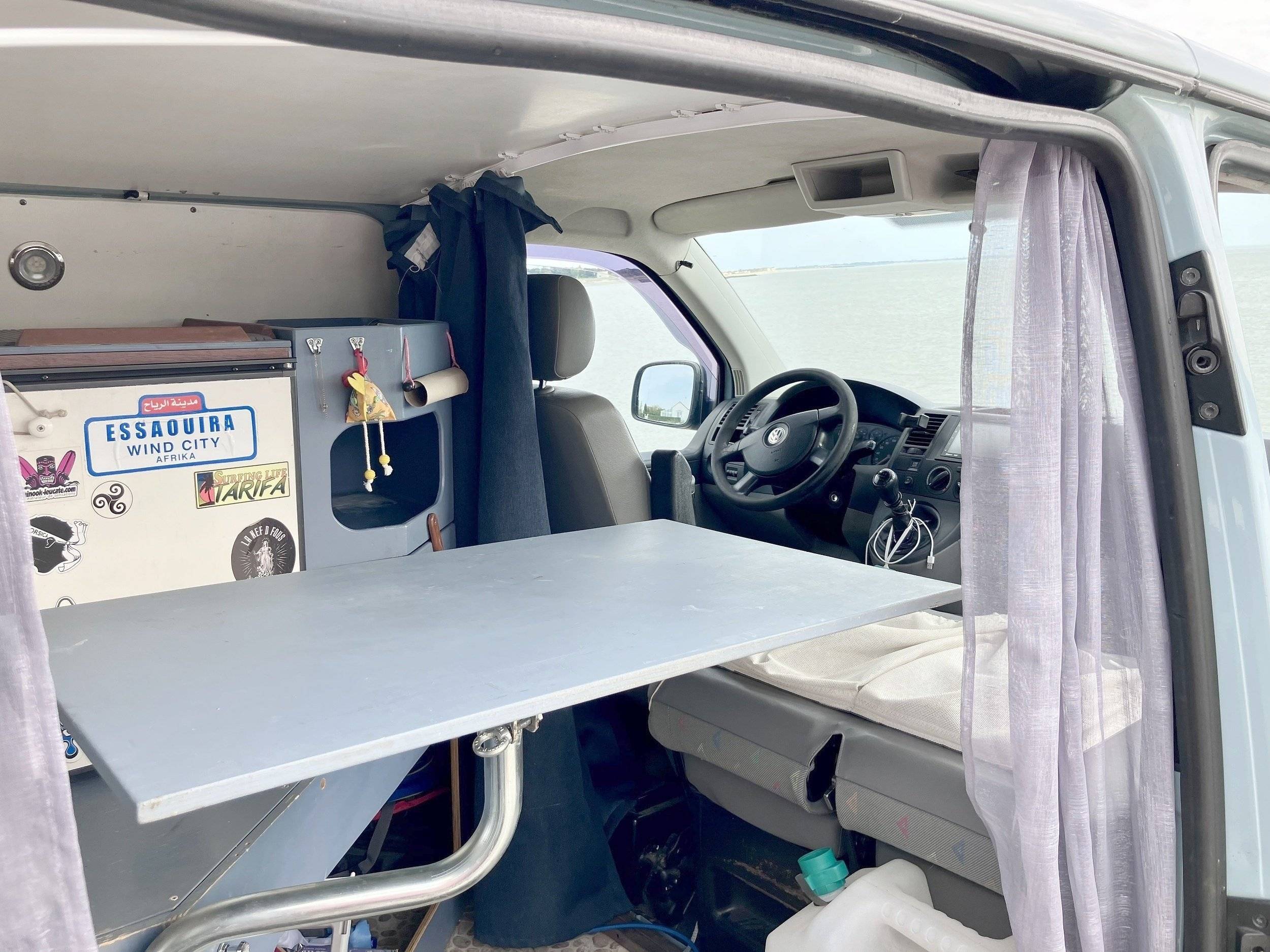 Volkswagen T5 2,5 l 130 ch