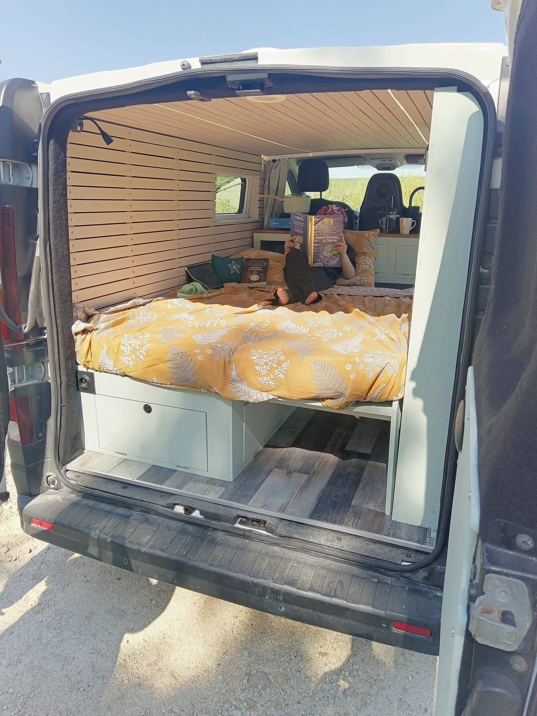 Berth Renault Trafic 1,6 l 120 ch - Yescapa