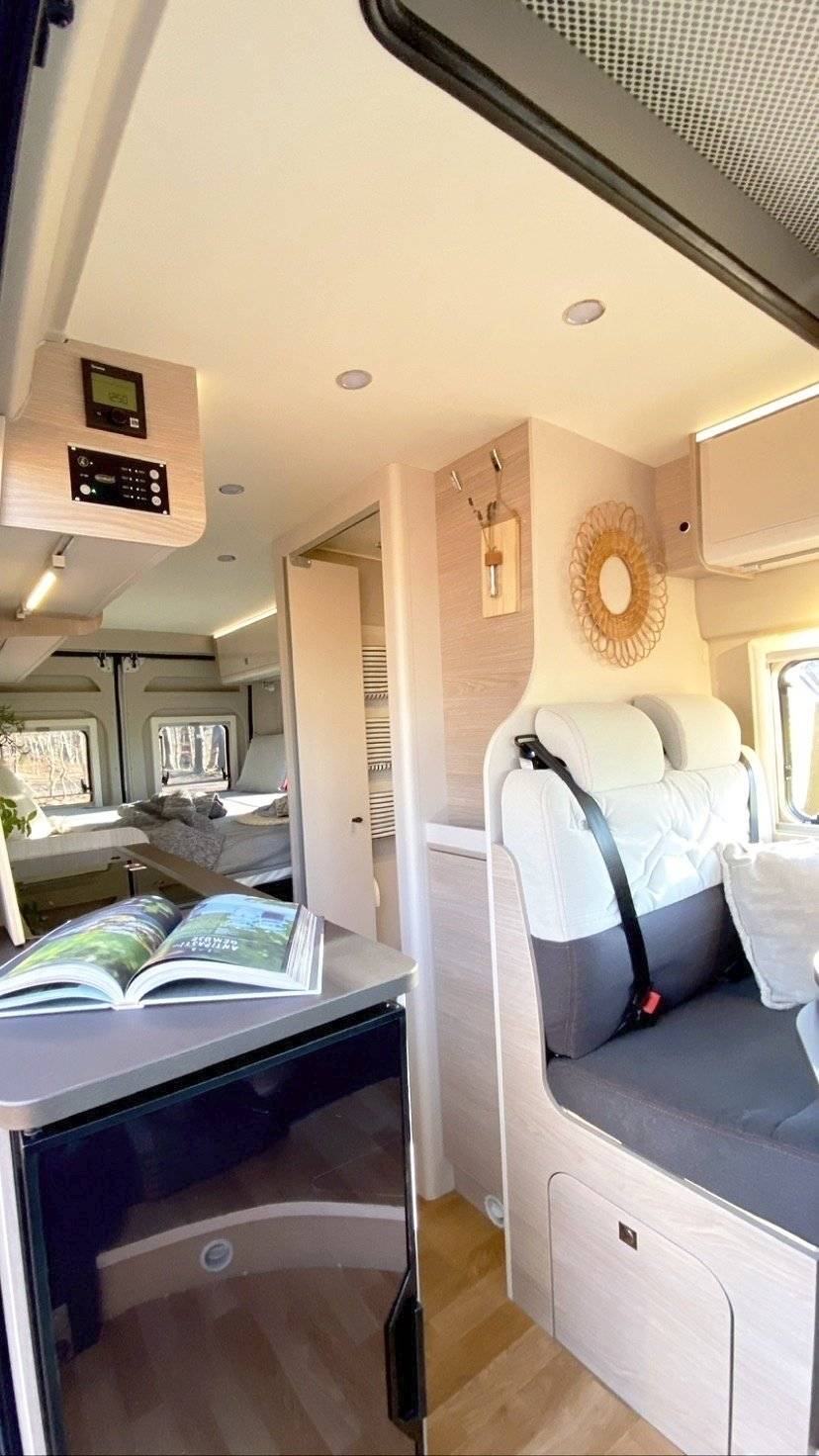 Bürstner Campeo Black Forest