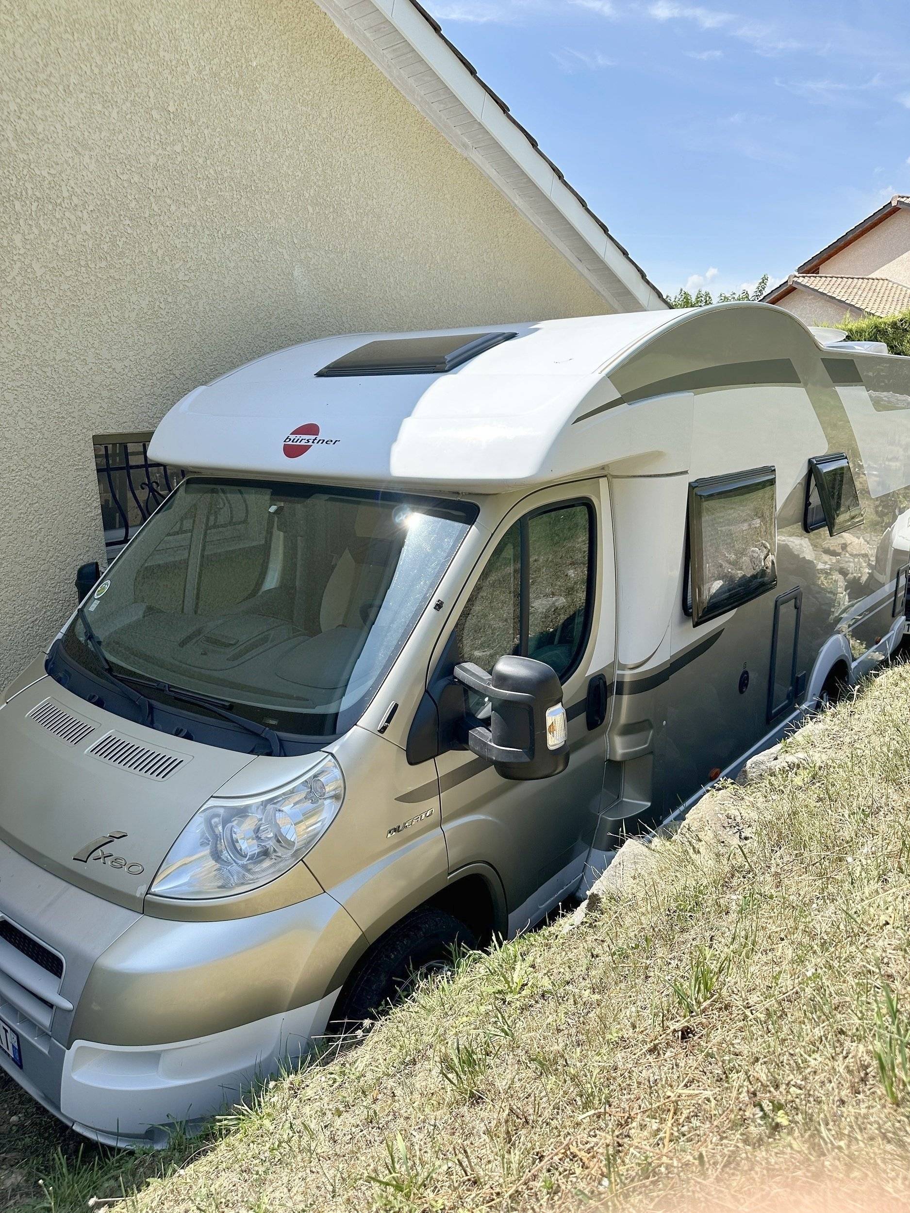 Bürstner Ixeo IT 664