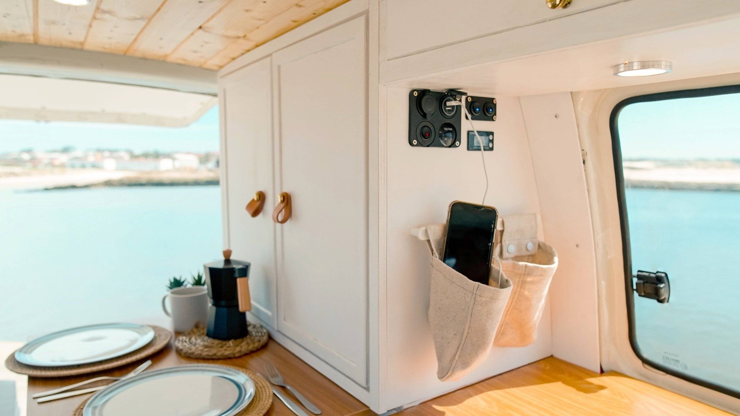 Vancowork TOYOTA HIACE