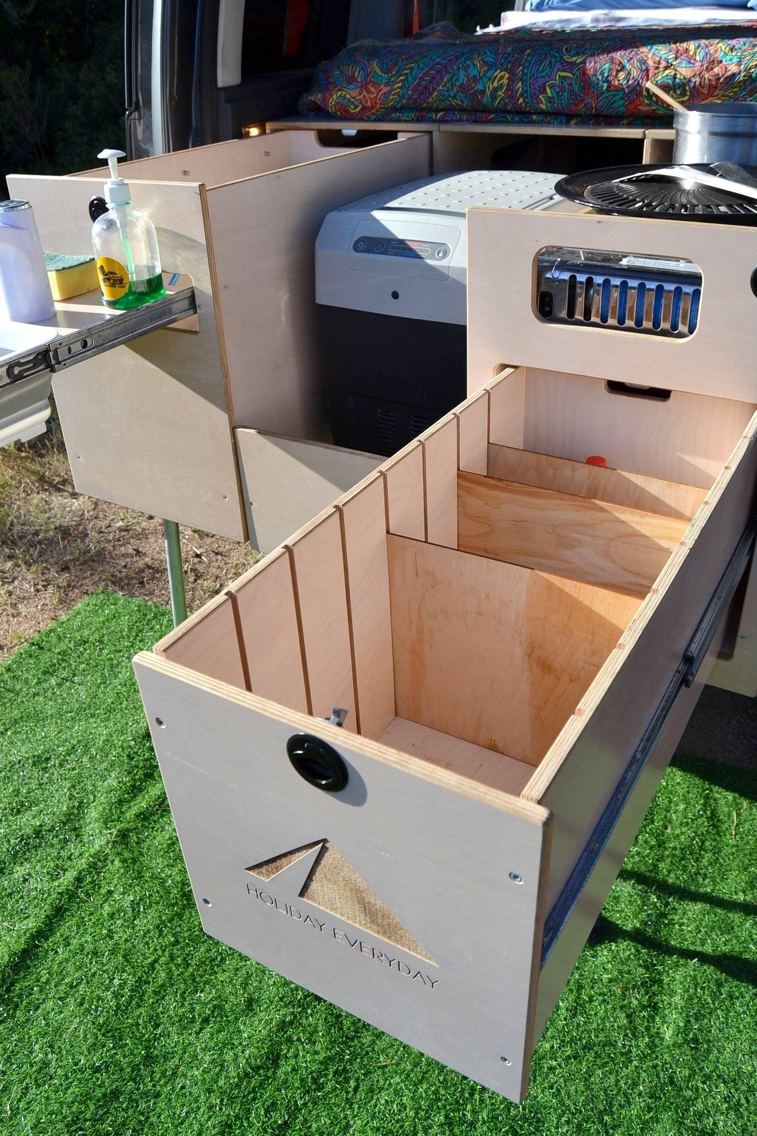 Camp'In Box Caddy 1,6 l 75 ch