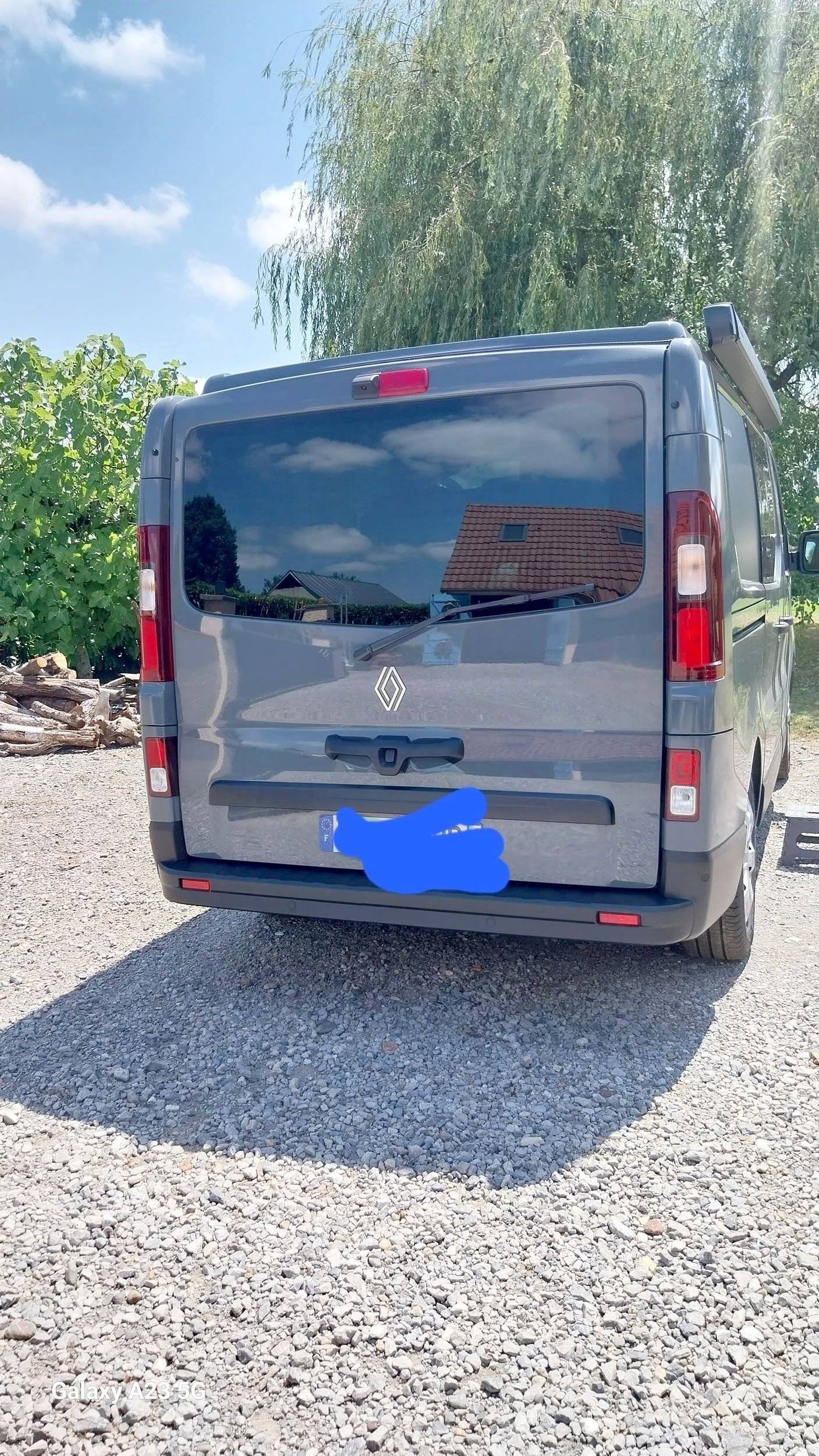 Bavaria Camp Trafic 2,5 l 150 ch