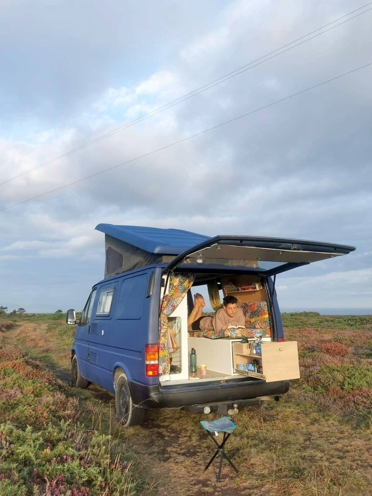 Schlafplätze Ford Transit - Yescapa
