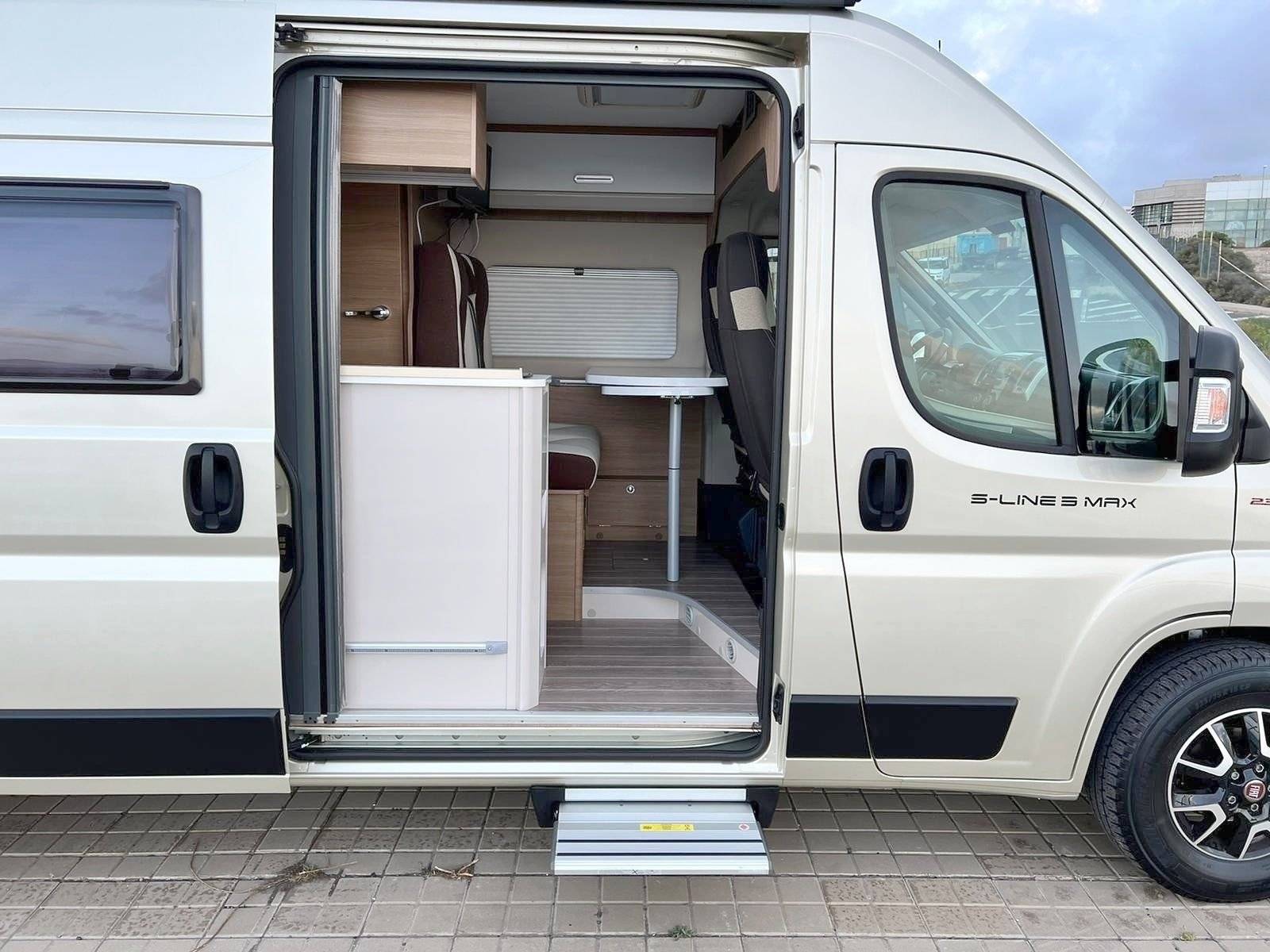 Mclouis Van 3 Maxi S-Line