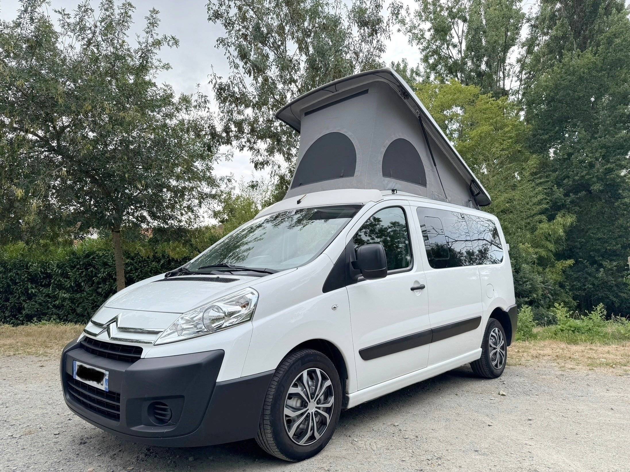 Combeing Combeing full