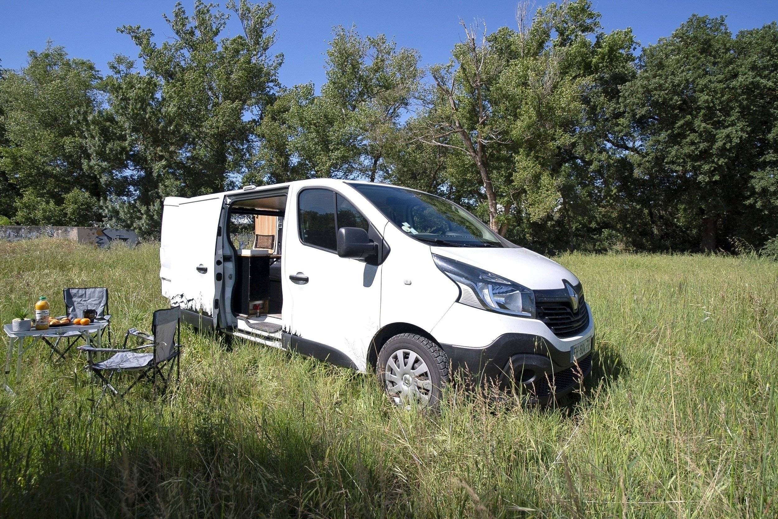 BJH RENAULT TRAFIC III 120 cv