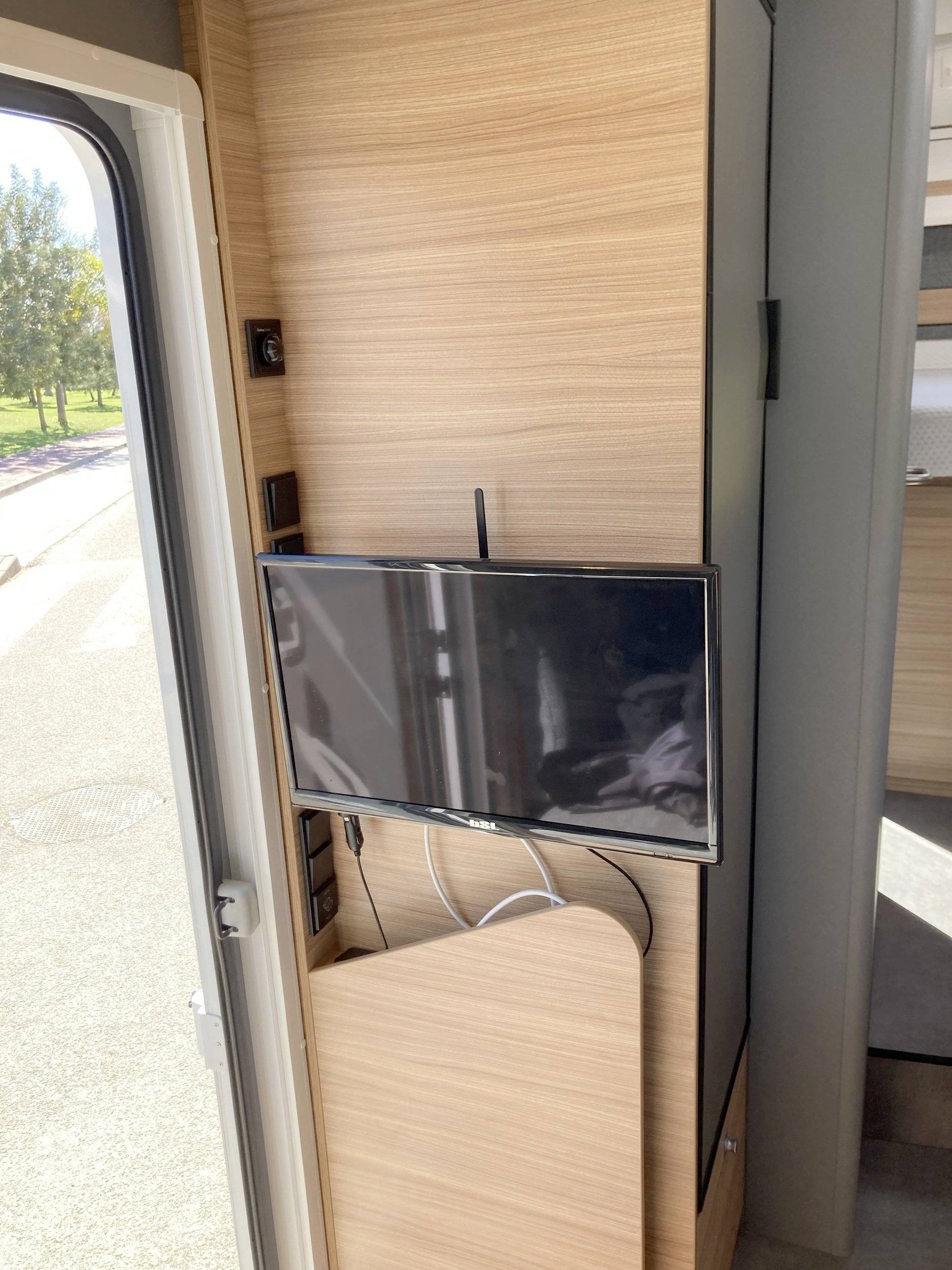 Dethleffs T 7052 DBM