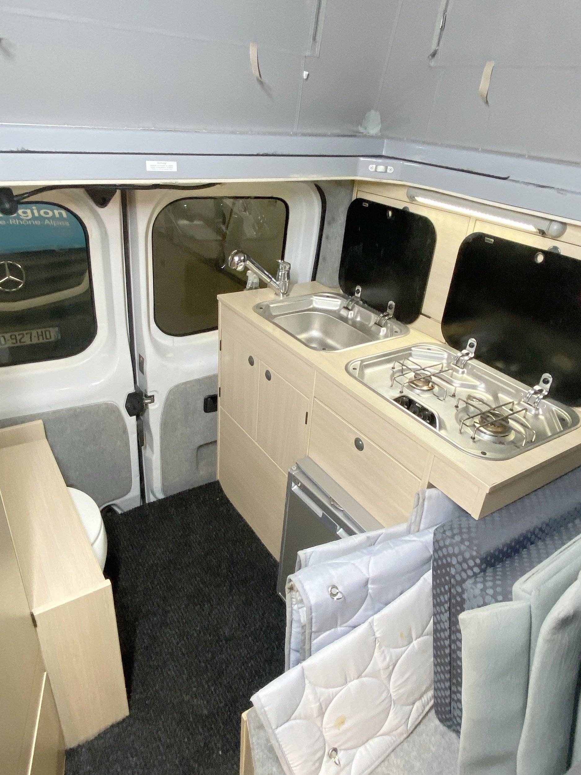 Isère Evasion RENAULT TRAFIC II 2,0L DCI 115CV L2H1 PACK EXTRA