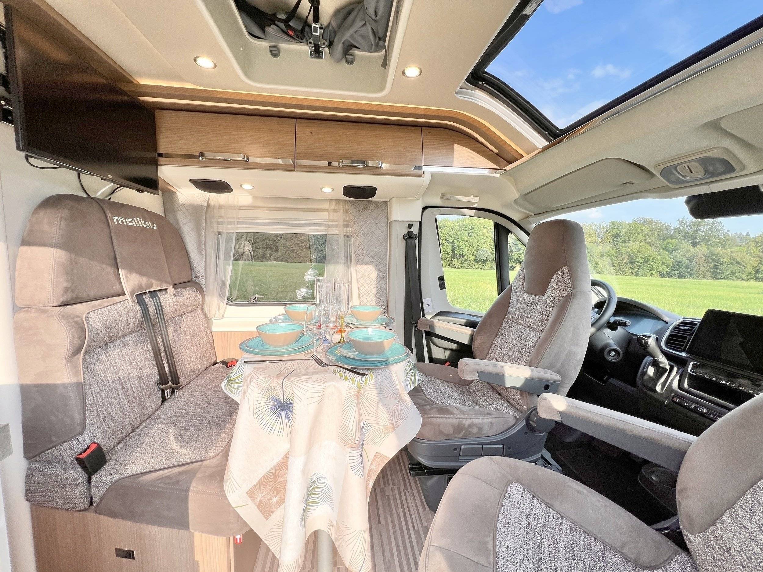 Malibu malibu charming GT skyview 600 DB