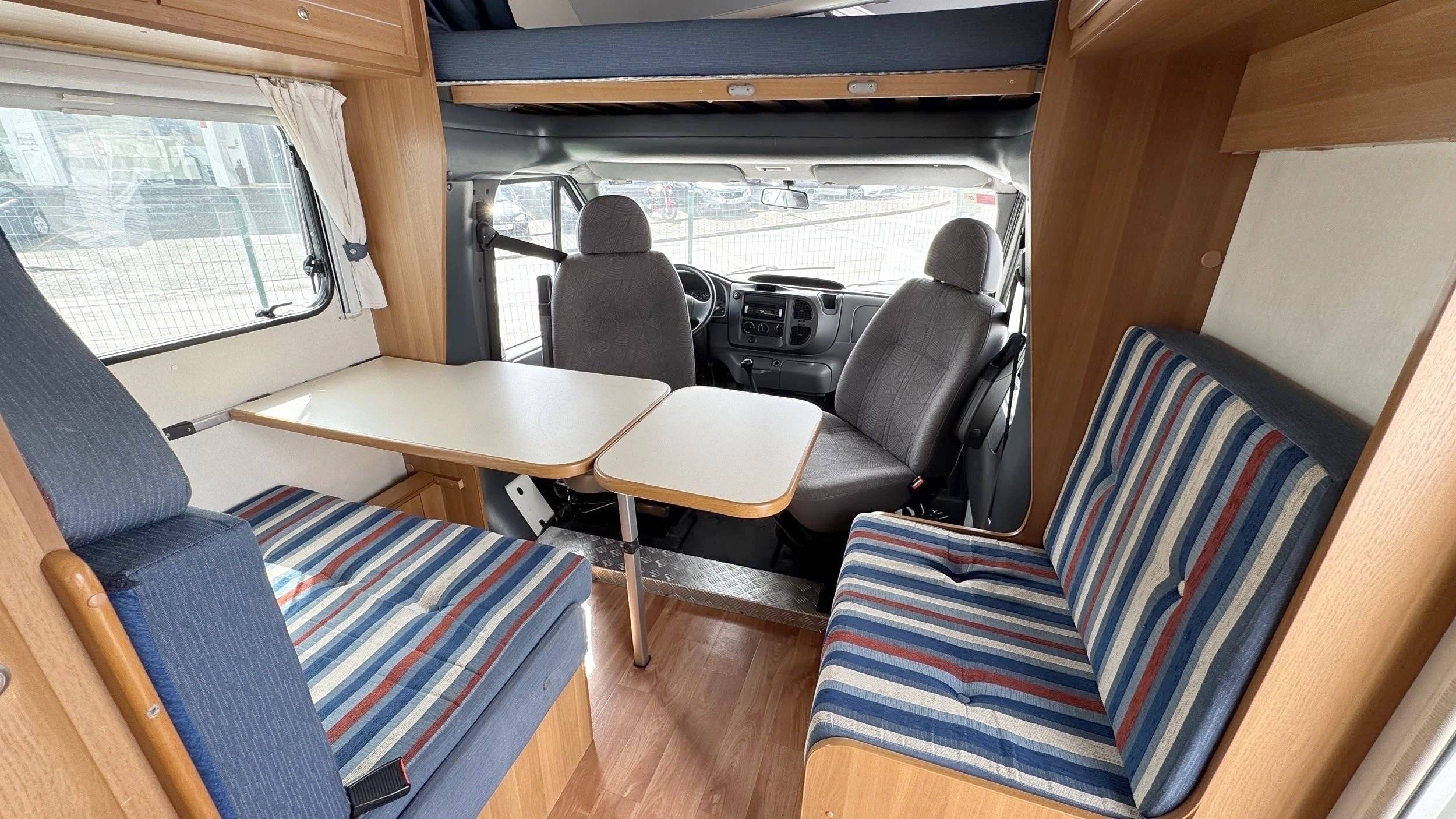 Essecke Ford Transit 2,0 l 115 ch - Yescapa