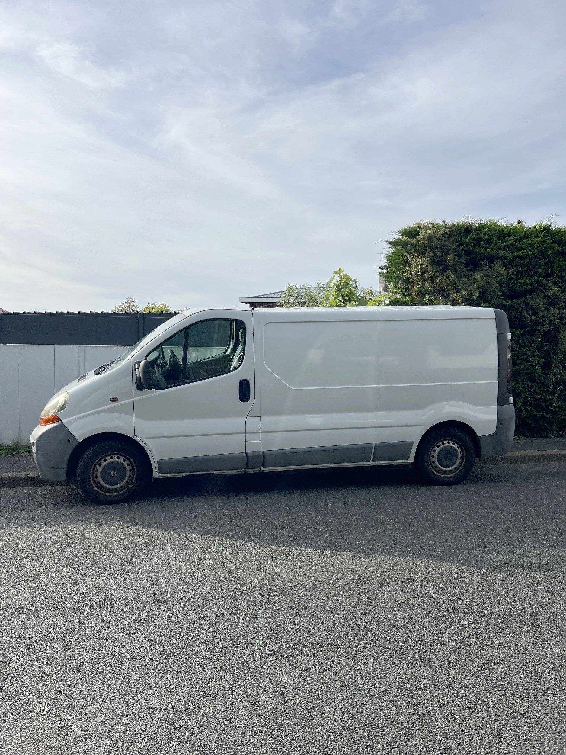 Renault Trafic 2 l 120 ch