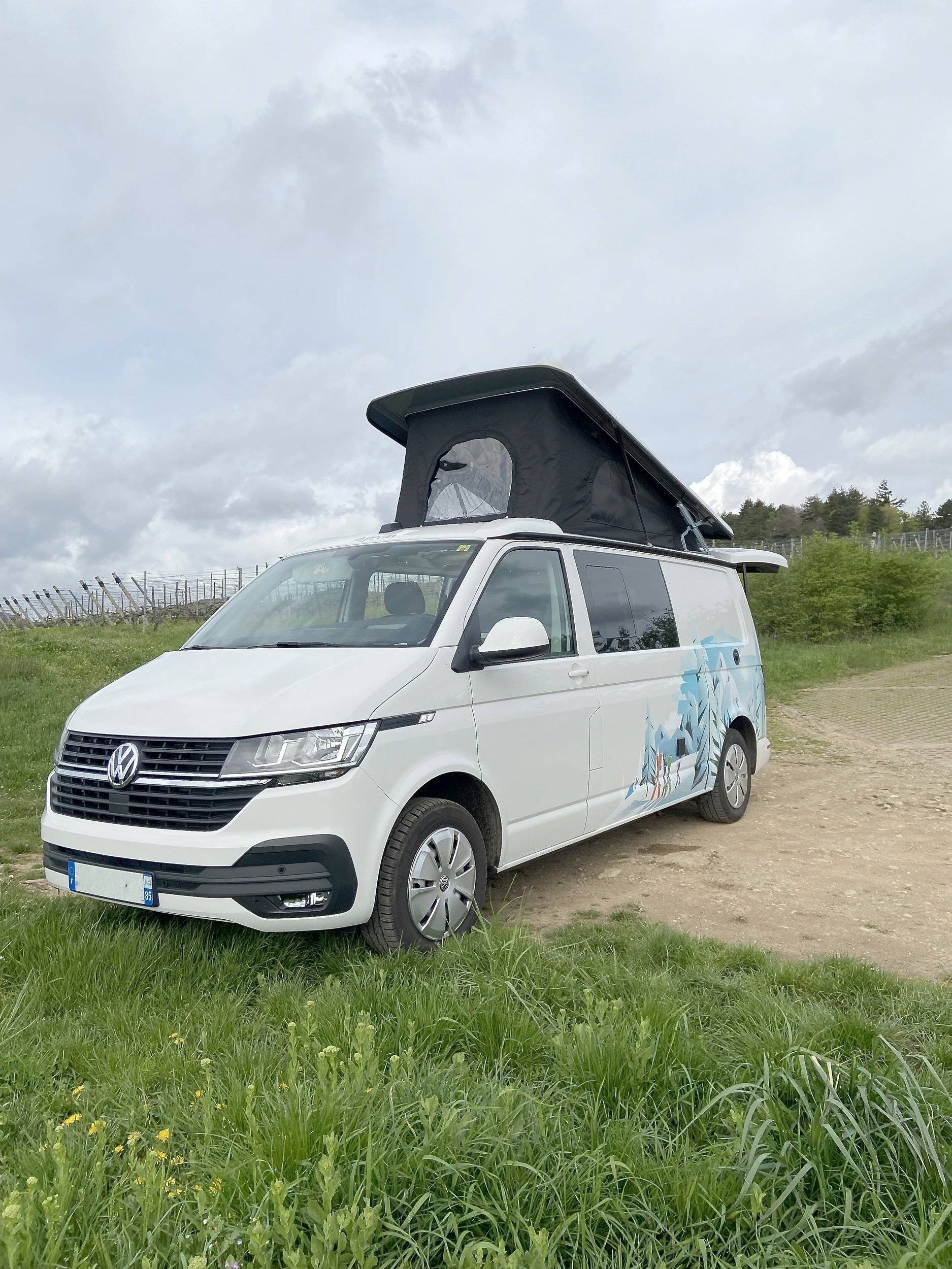 Vista frontale a ¾ Volkswagen - Yescapa