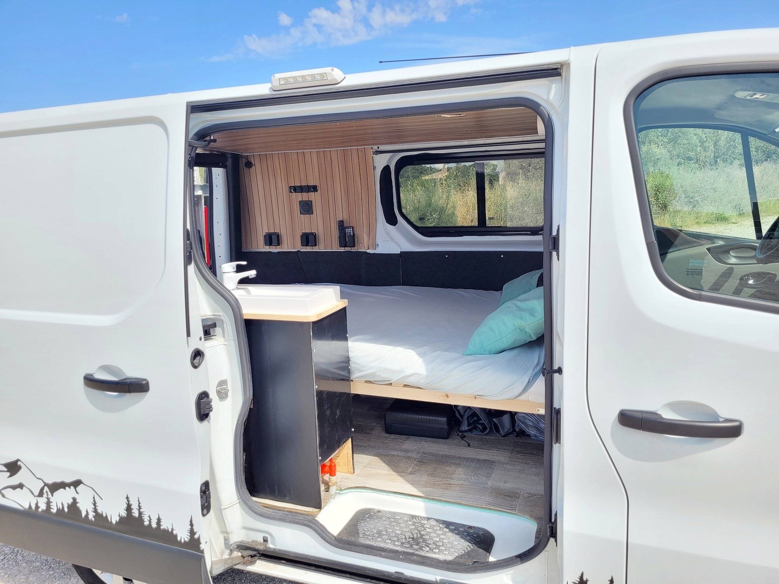 BJH RENAULT TRAFIC III 120 cv